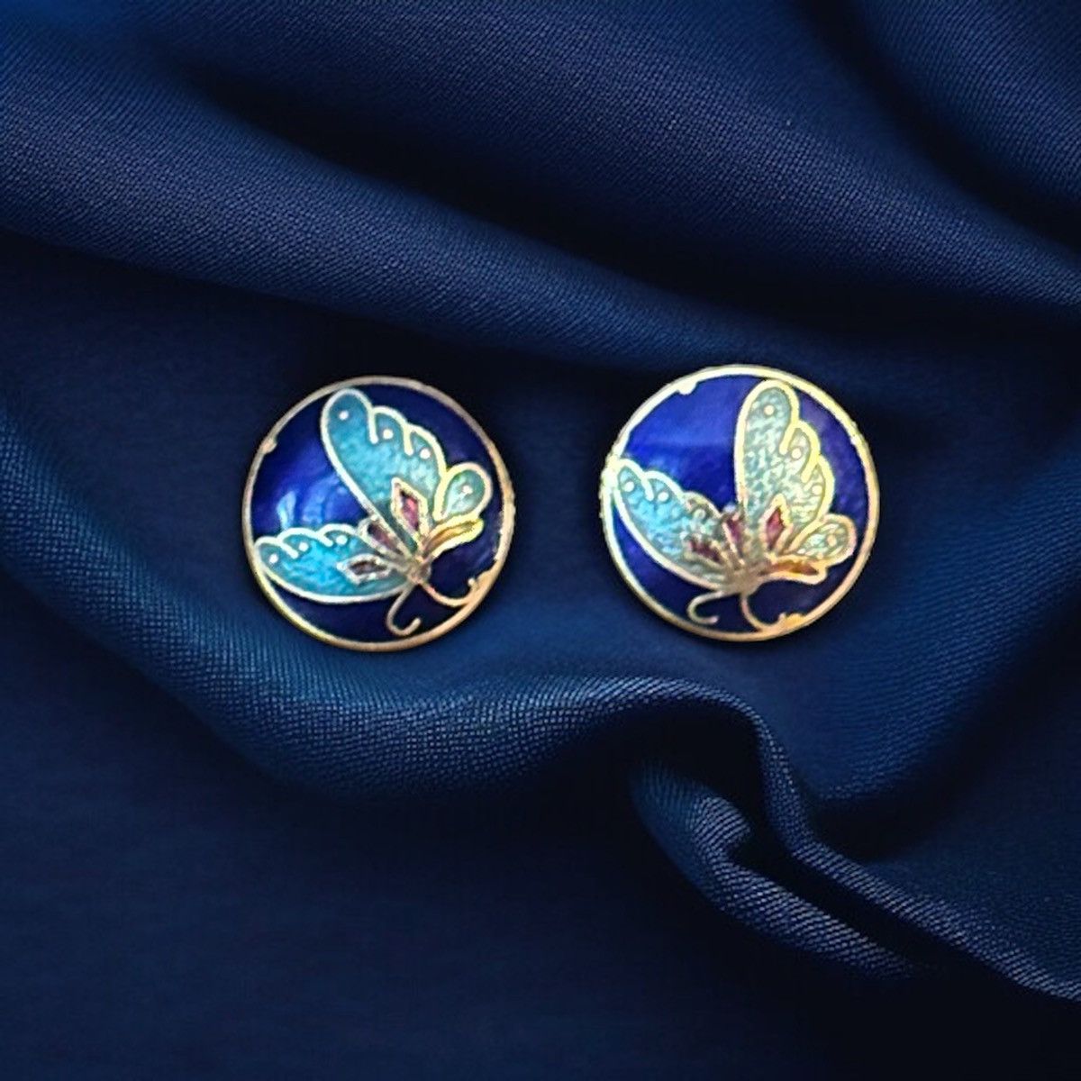 Vintage Vintage cloisonné butterfly post earrings Size ONE SIZE - 1 Thumbnail