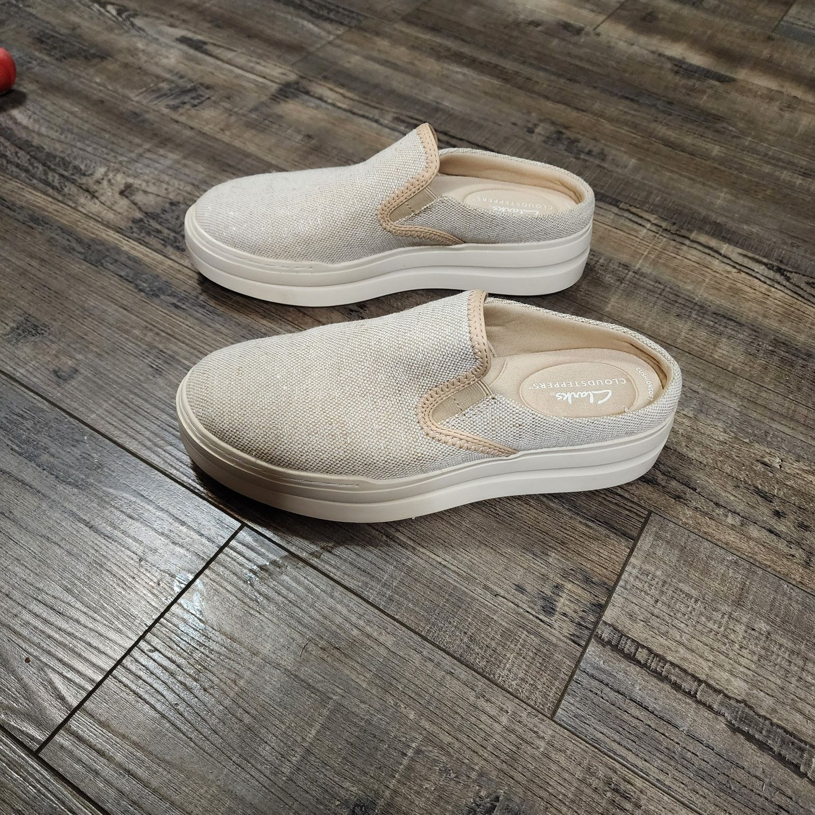 Clarks Clarks Audreigh Cove Clogs size 7 Size US 7 / IT 37 - 6 Thumbnail