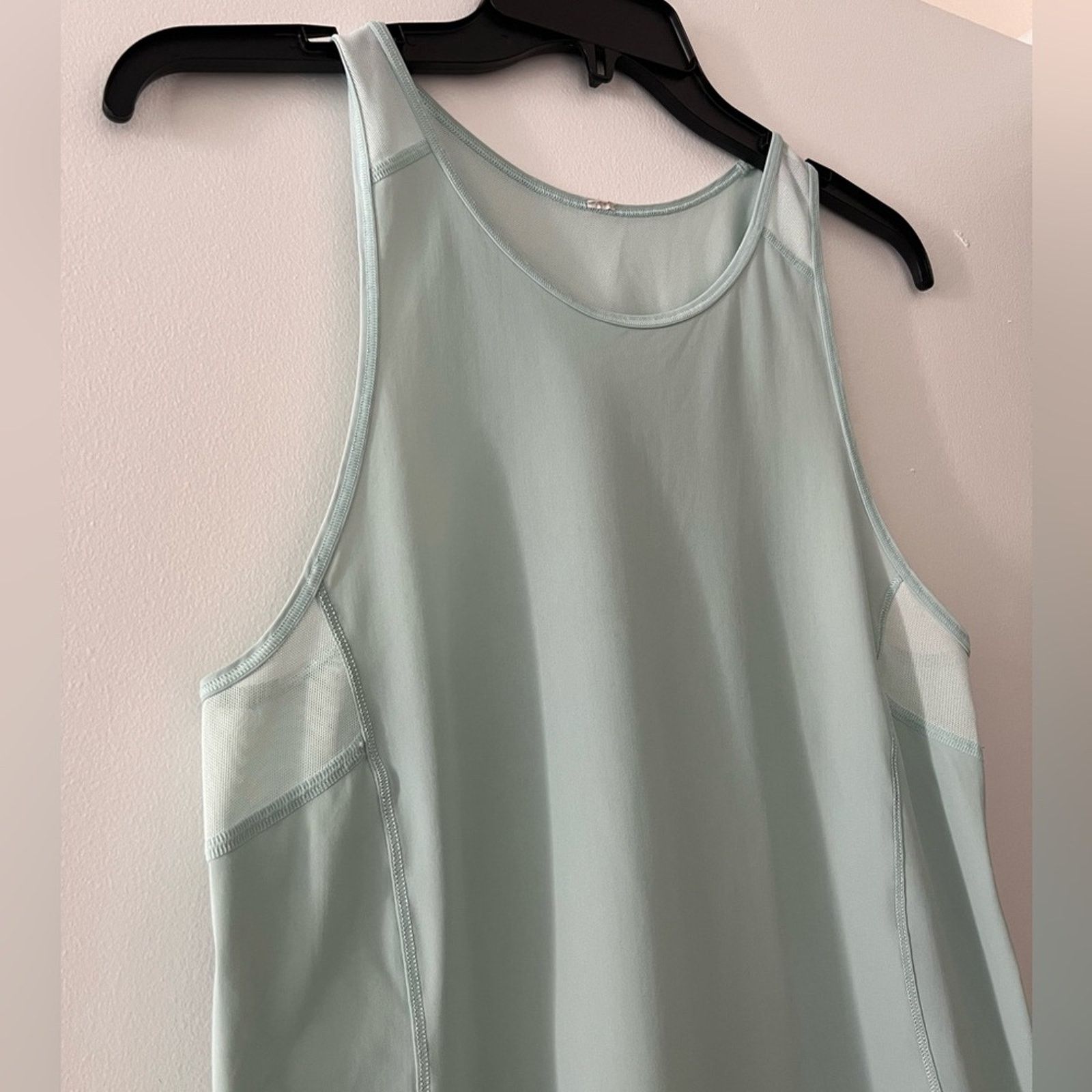 Lululemon Lululemon Athletica Pale Mint Blue Mesh Back Sleeveless Tank Size S / US 4 / IT 40 - 2 Thumbnail