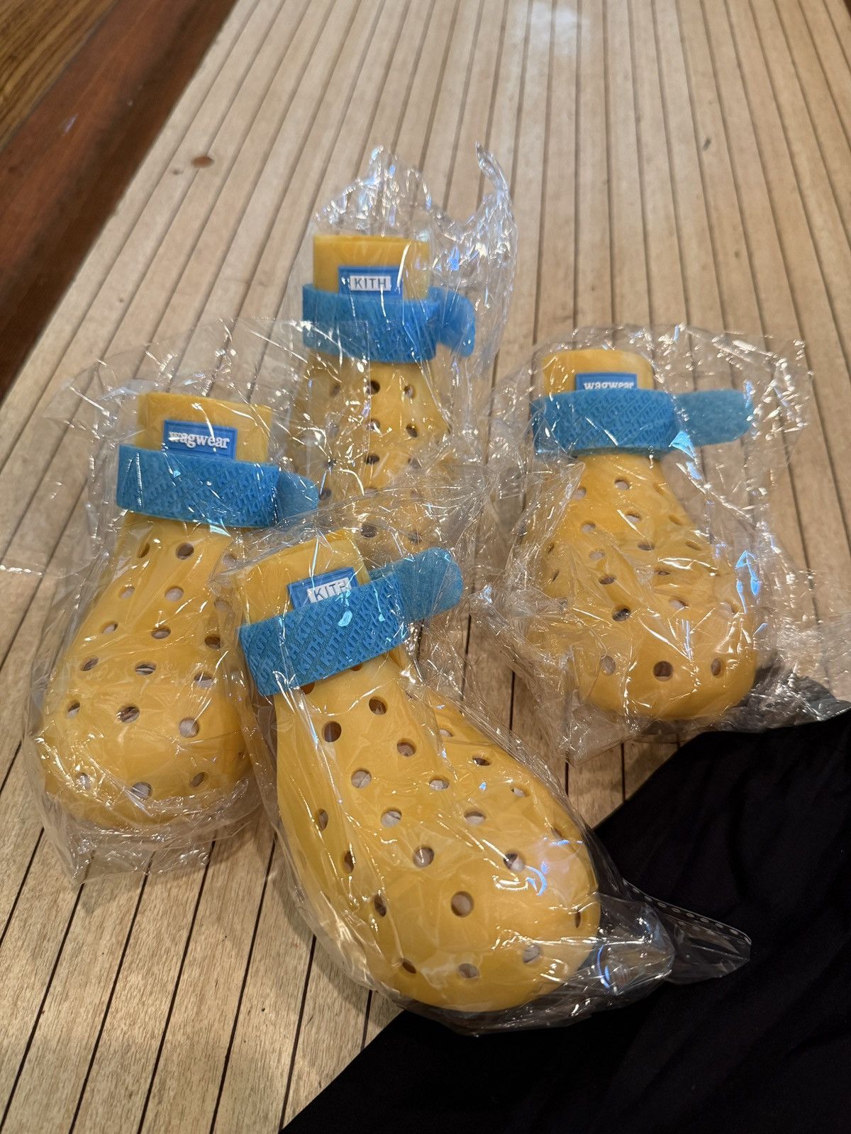 Kith Kith X Wagwear Yellow Boots (XL) Size ONE SIZE - 2 Thumbnail