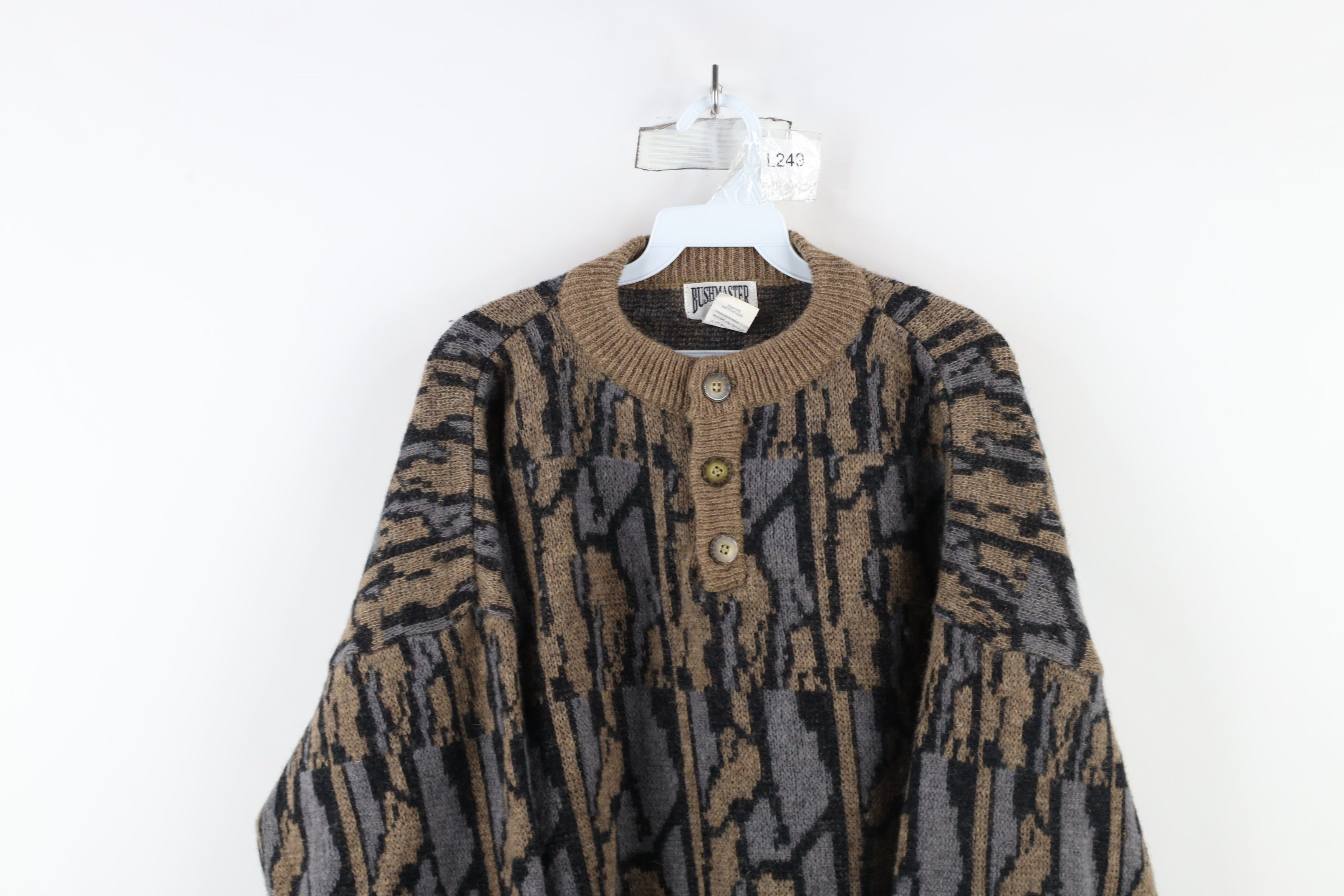 Vintage 80s 90s Streetwear Knit Camouflage Henley Sweater