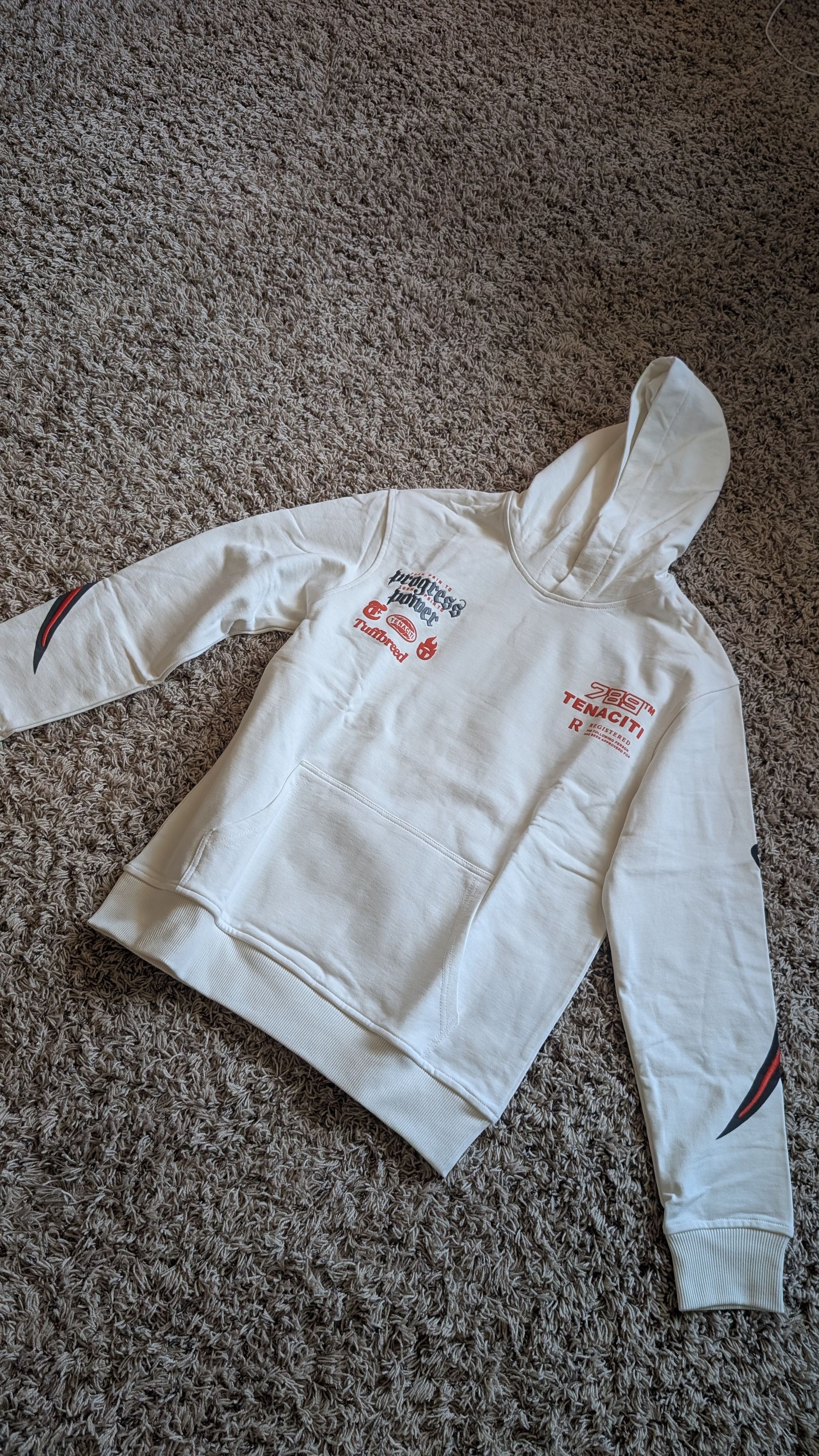 Tenaciti Studios Power Cream Hoodie Small 🔥