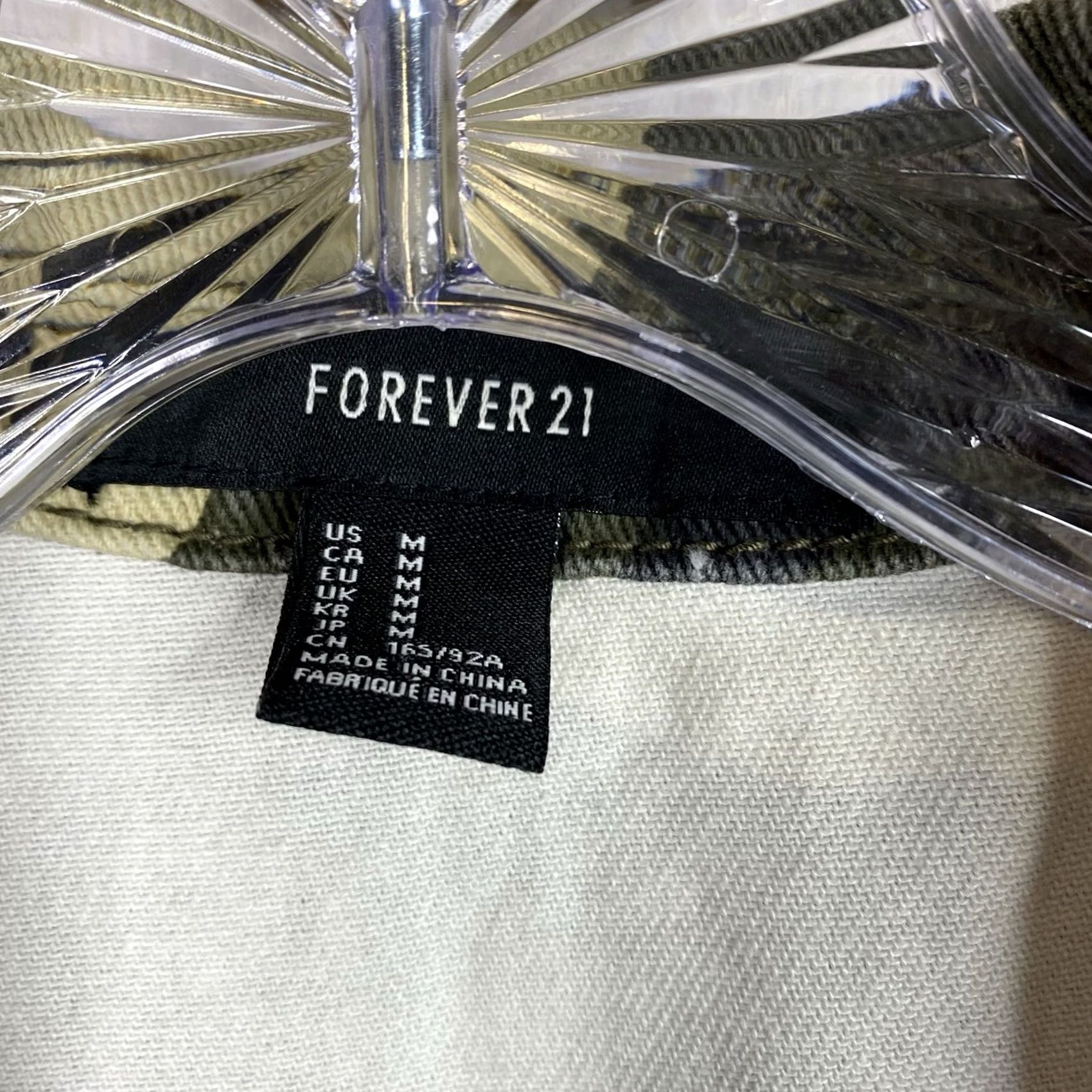 Forever 21 FOREVER 21 Vest Womens M Crop Camo Button Up Denim Punk Studded Jean Y2K 90s Size 32" / US 10 / IT 46 - 4 Thumbnail