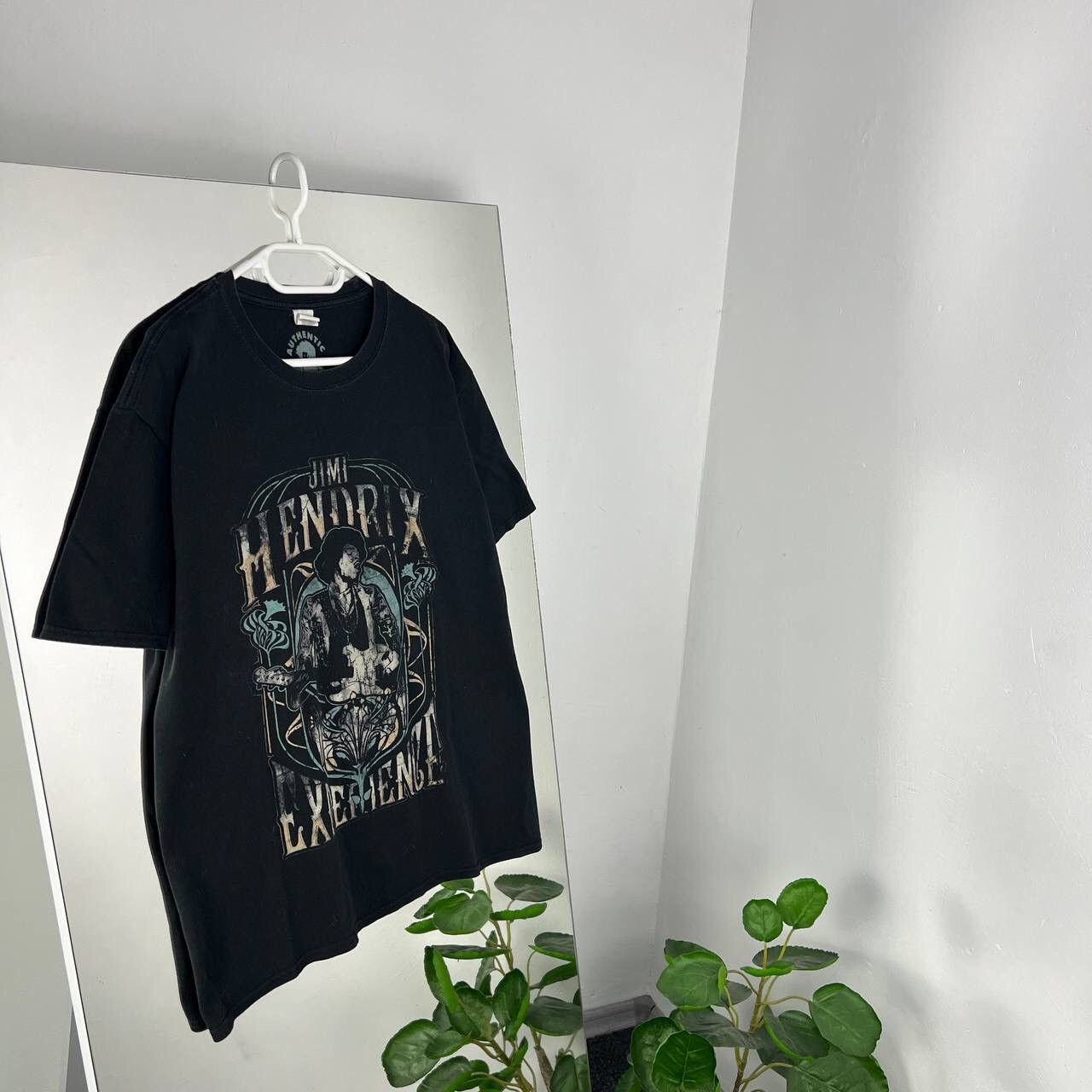 Jimi Hendrix Jimi Hendrix Vintage Rock Tee Size US XL / EU 56 / 4 - 1 Thumbnail