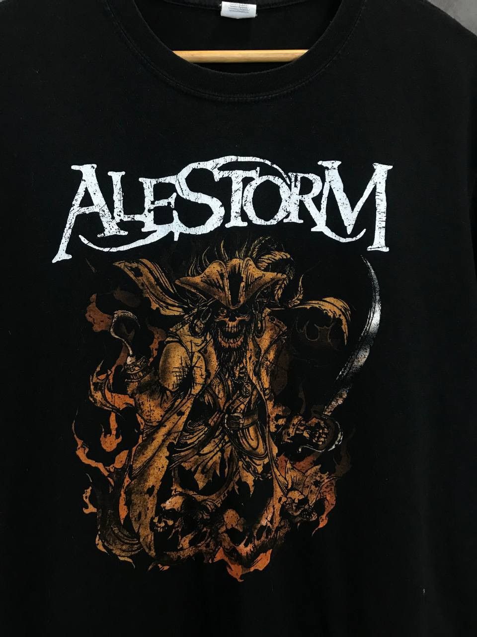 Band Tees Alestorm rock band overprinted tee Size US L / EU 52-54 / 3 - 3 Thumbnail