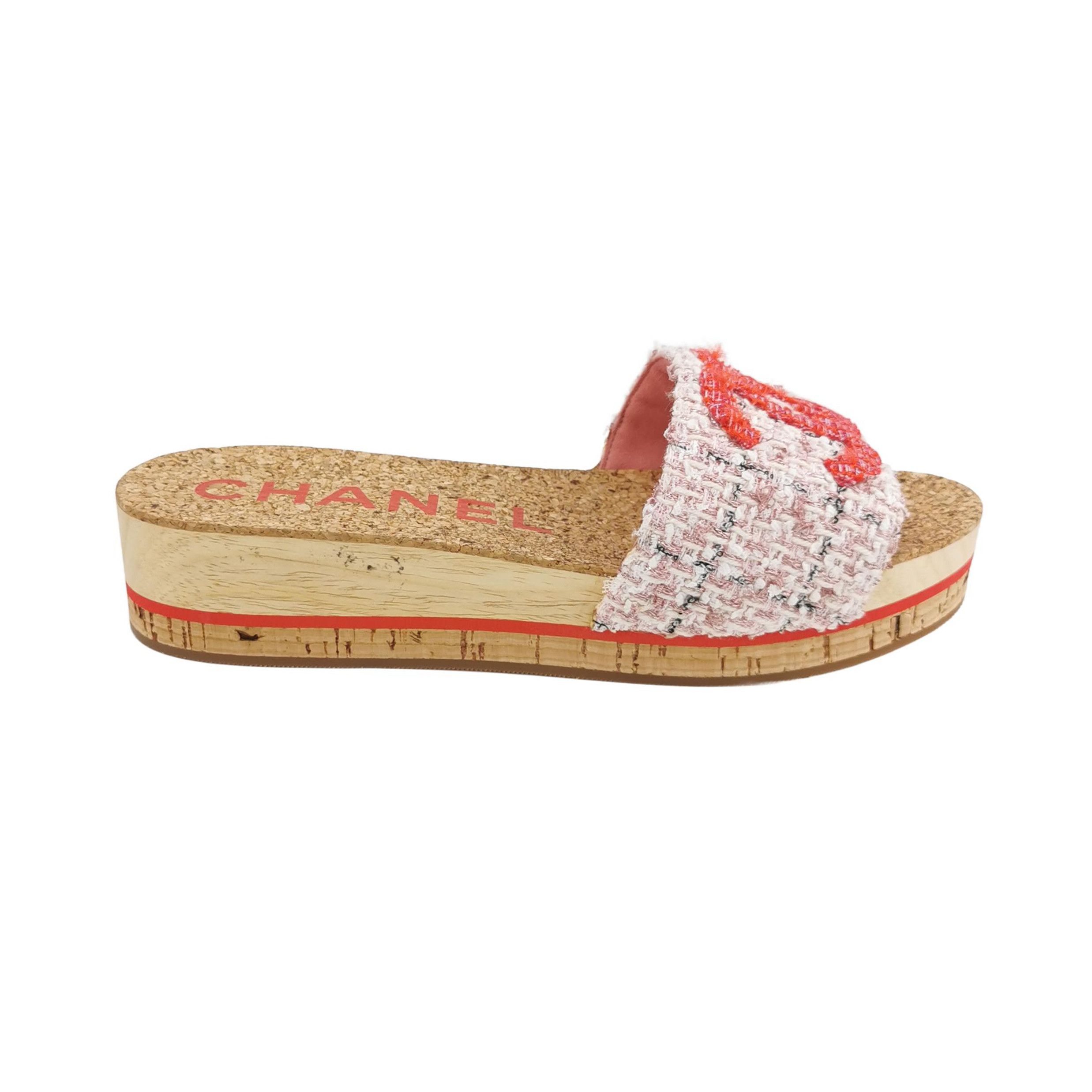 Chanel Chanel Women 7 Sandals Size US 7 / IT 37 - 1 Thumbnail