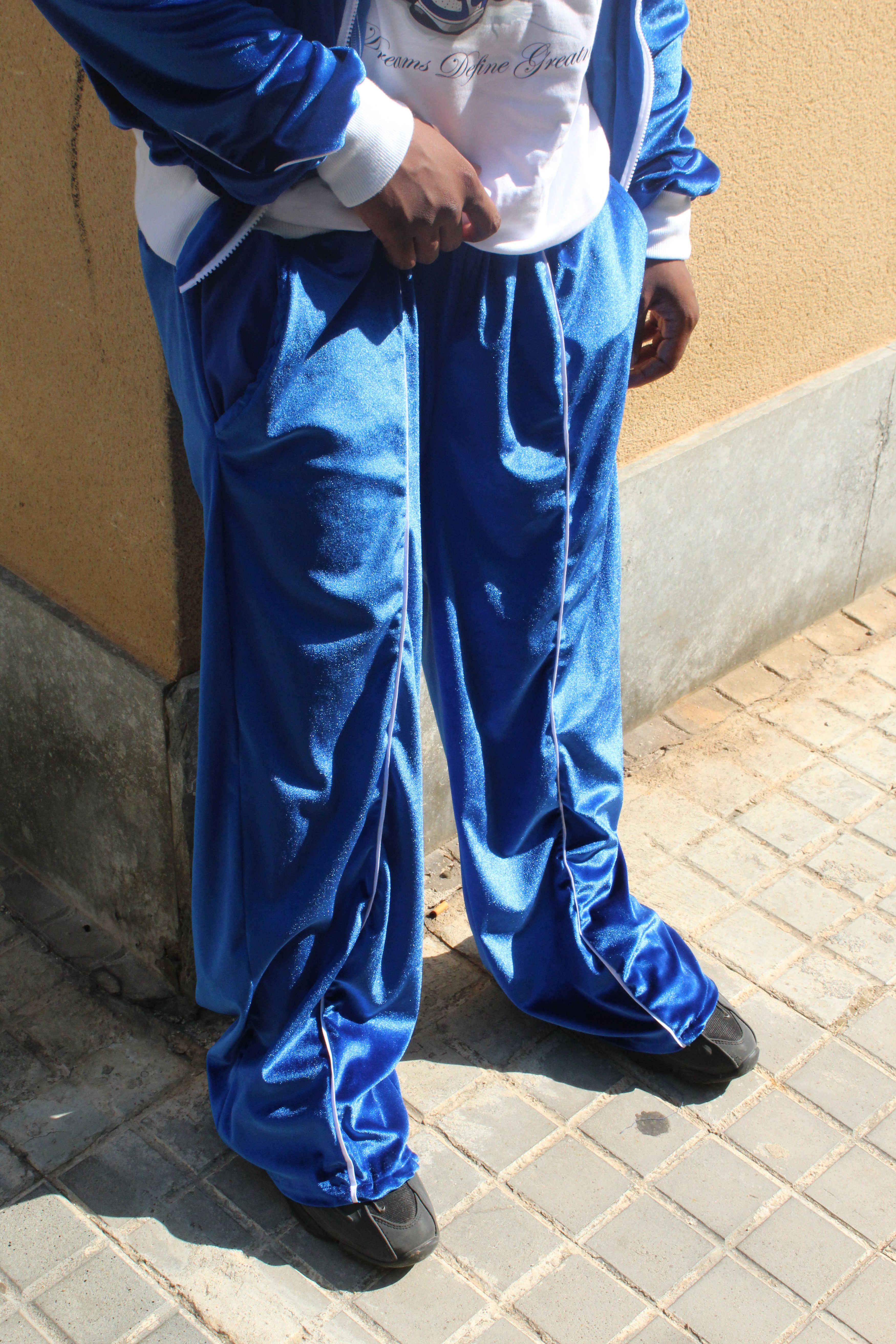 Other Velvet Tracksuit Size US M / EU 48-50 / 2 - 6 Thumbnail