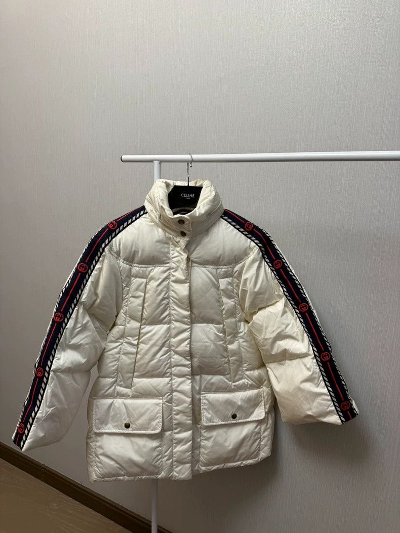 Gucci Gucci String Logo White Down Jacket 2503-Nextarrow Size XS / US 0-2 / IT 36-38 - 1 Thumbnail