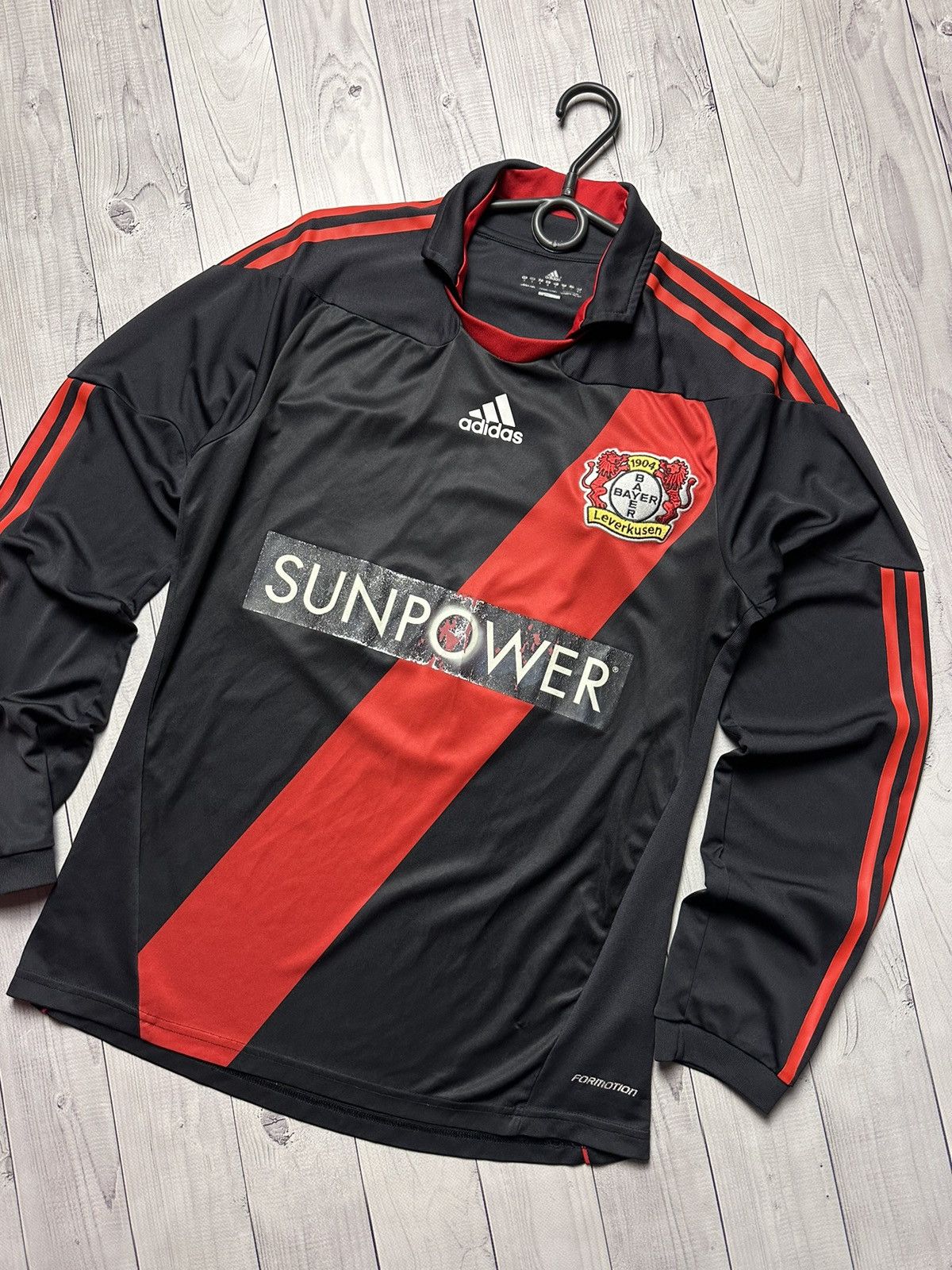 Adidas × Vintage Vintage adidas Bayern Leverkusen long sleeve jersey size M Size US M / EU 48-50 / 2 - 2 Thumbnail