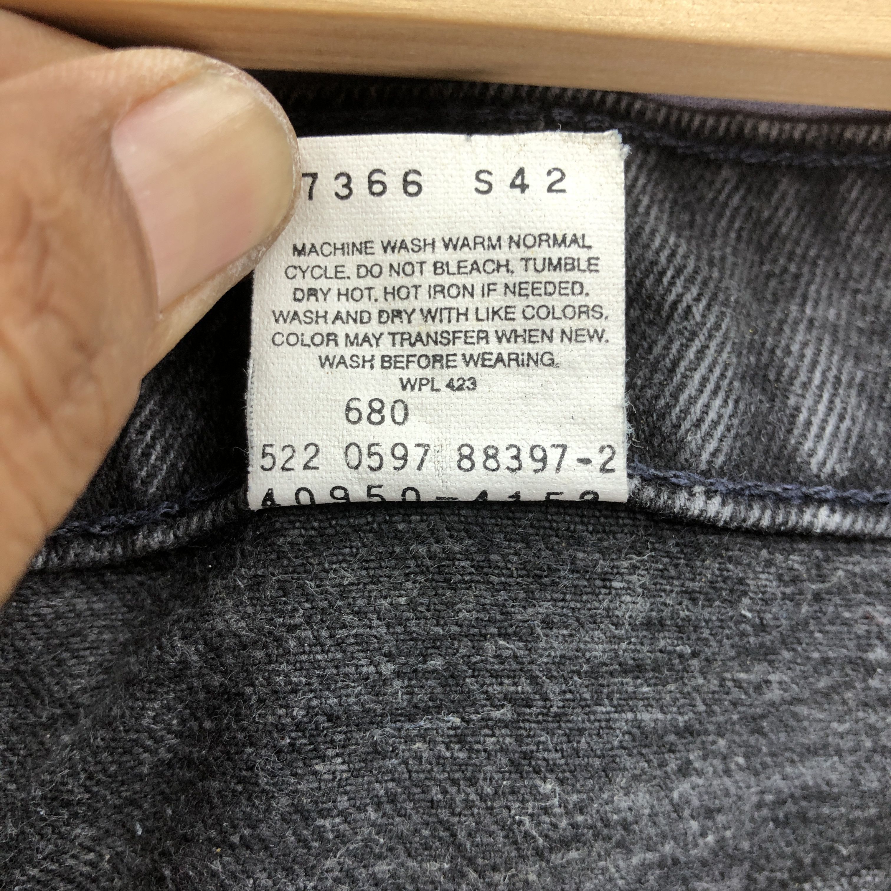 Jean Vintage Levis 550 Orange Tab Jeans Levi's Super Black Denim Size US 30 / EU 46 - 13 Thumbnail