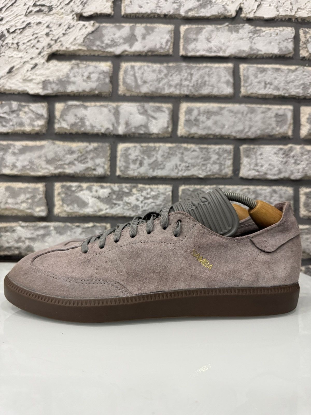 Adidas Originals Samba Mc Leather Size 11 Shoes in Brown, Men's