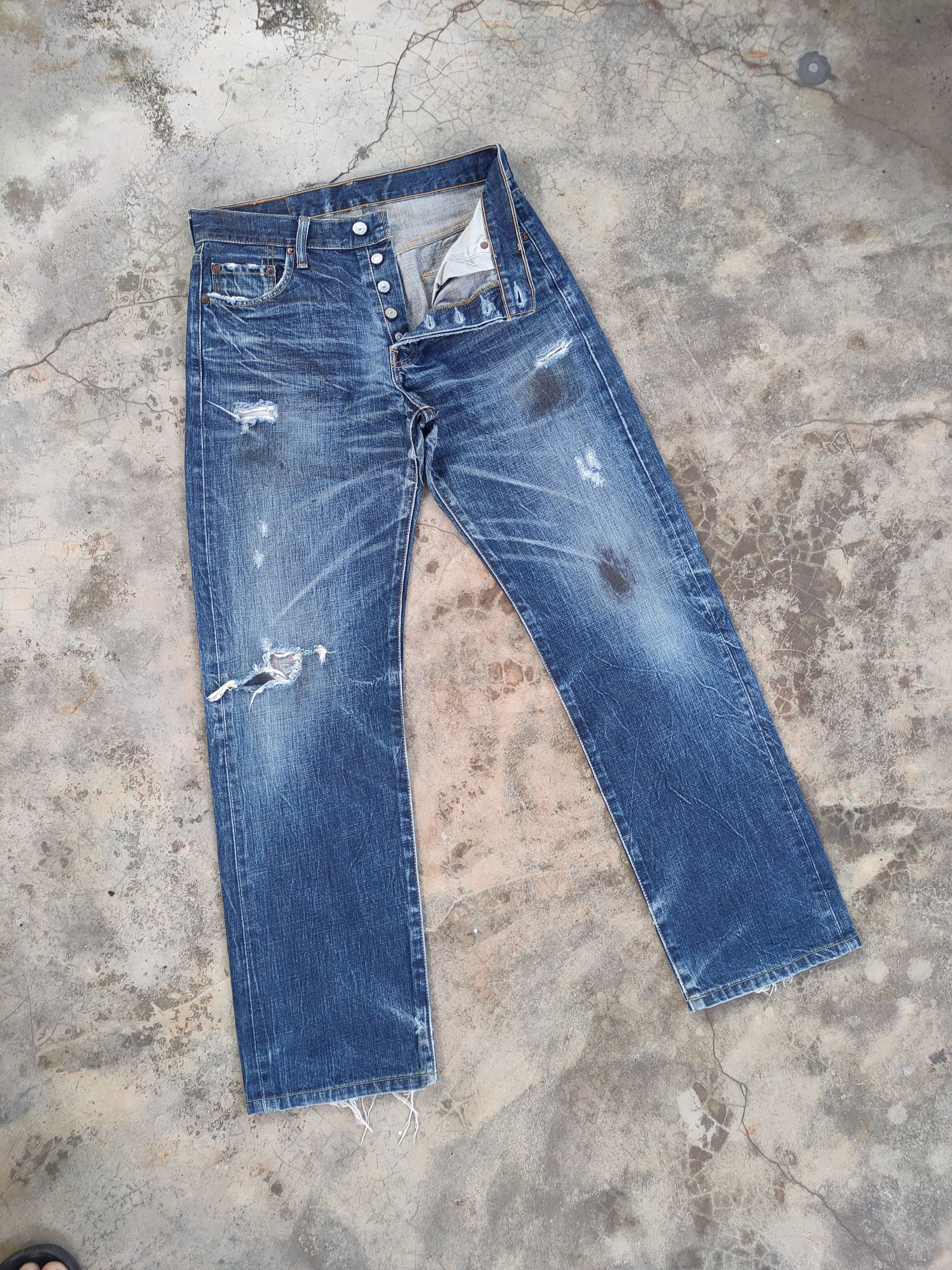 Jean × Levi's Vintage Clothing W30 VINTAGE LEVI'S 501 RUSTY DISTRESSED JEAN DENIM PANTS Size US 30 / EU 46 - 1 Thumbnail