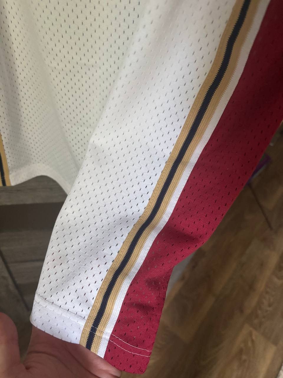 Reebok Vintage LeBron James Cleveland Cavaliers Jersey Throwback Size US L / EU 52-54 / 3 - 13 Thumbnail