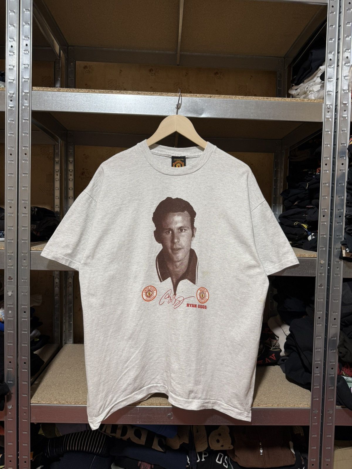Vintage Vintage 90’s Manchester United Ryan Giggs Soccer T-Shirt Size US XL / EU 56 / 4 - 1 Thumbnail
