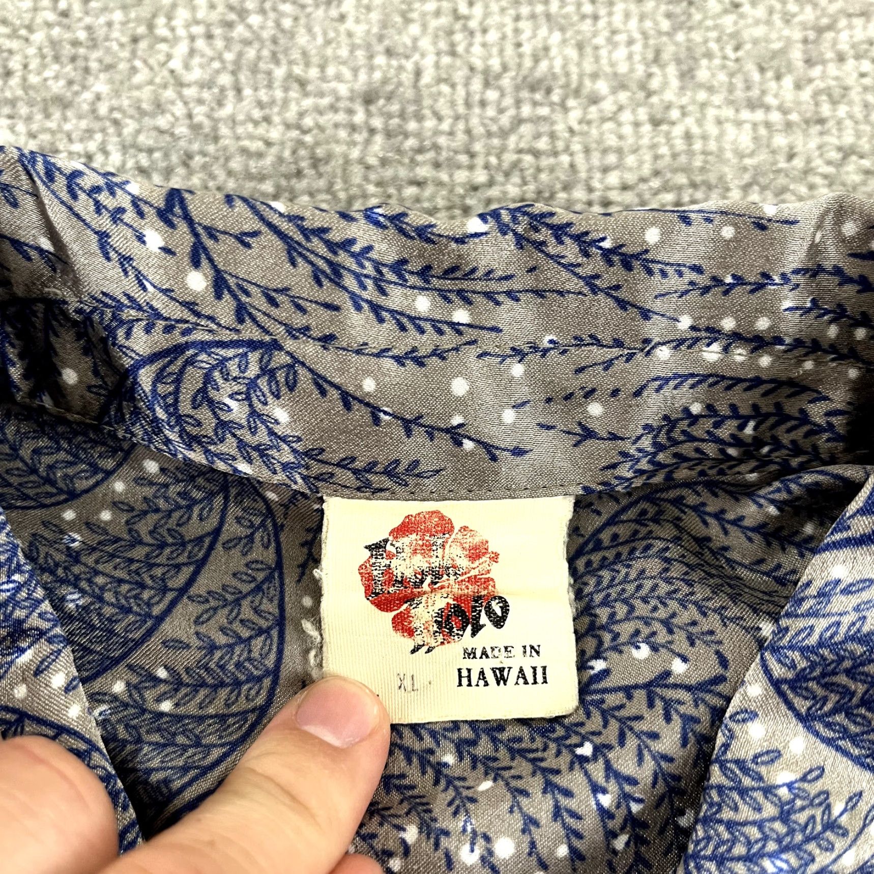 Vintage VINTAGE HOLO HOLO Shirt Mens Extra Large Blue Silver Abstract Floral Hawaiian Button Up Size US XL / EU 56 / 4 - 2 Thumbnail