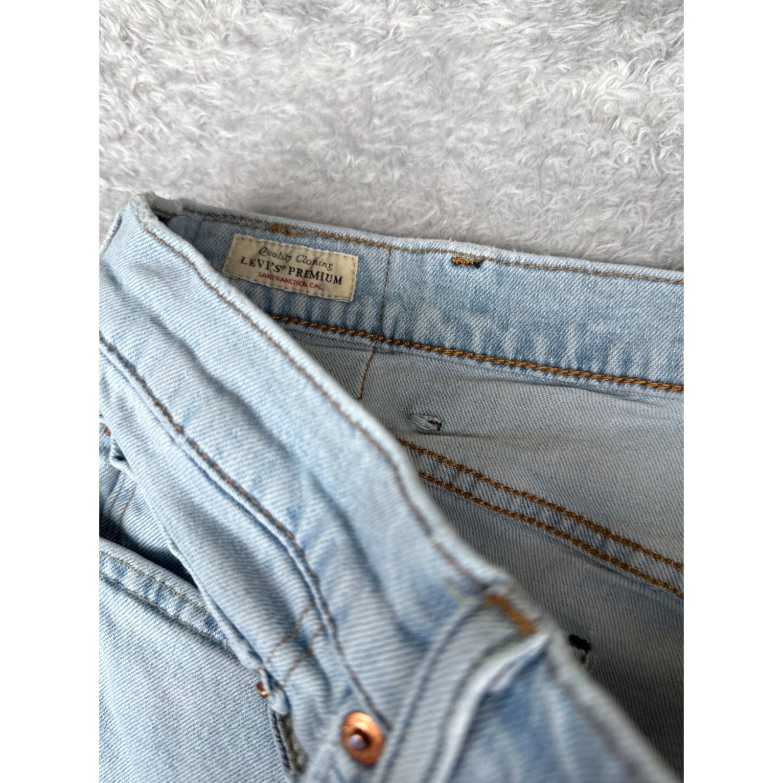 Levi's Levi's Jeans 42 Blue Denim 501? (Note: 500 Series) 42x29 Regular Fit Jeans - Levi's 500 Series Denim Blue Cotton 5-Pocket Button Zip Mens Size US 42 / EU 58 - 6 Thumbnail