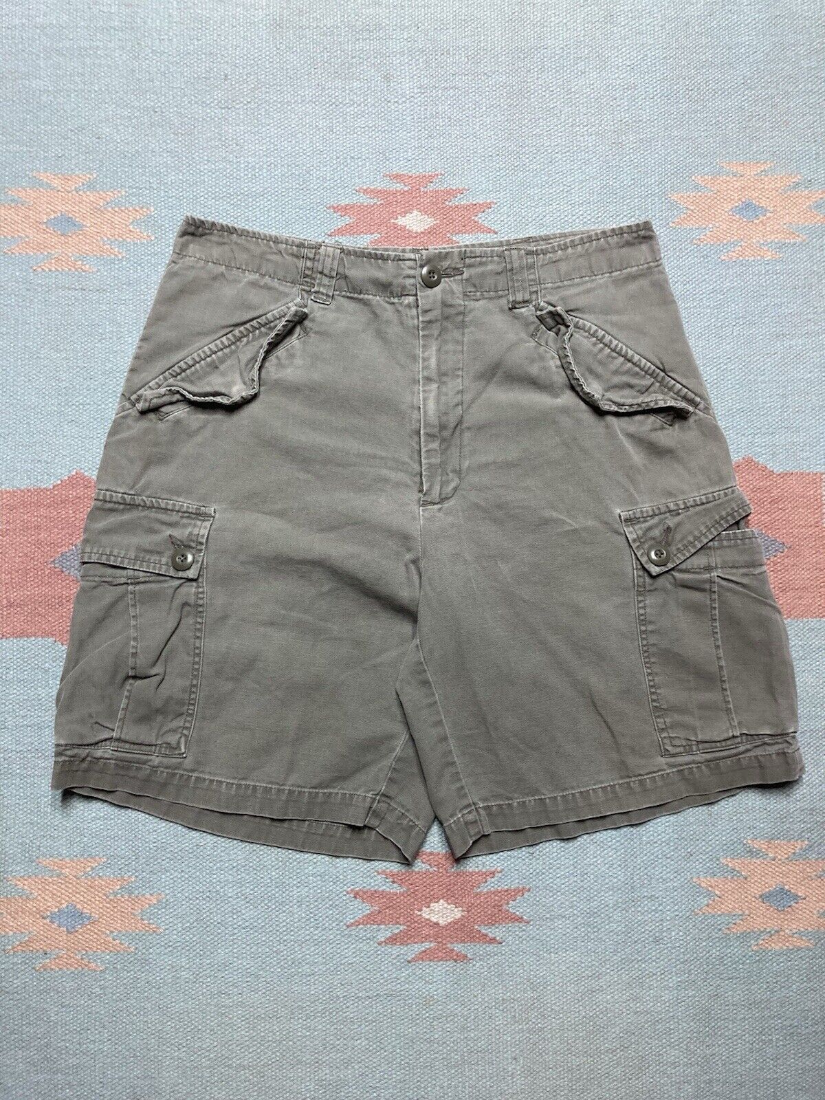 American Eagle Outfitters × Vintage y2k American eagle cargo shorts baggy skate military army 33 Size US 33 - 3 Thumbnail