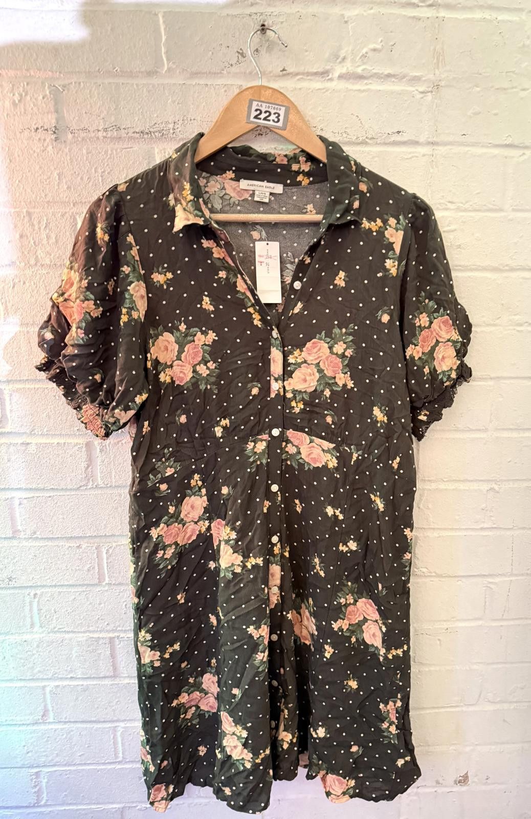 American Eagle Outfitters Black Floral Short Sleeve Shirt Dress Size M / US 6-8 / IT 42-44 - 1 Thumbnail