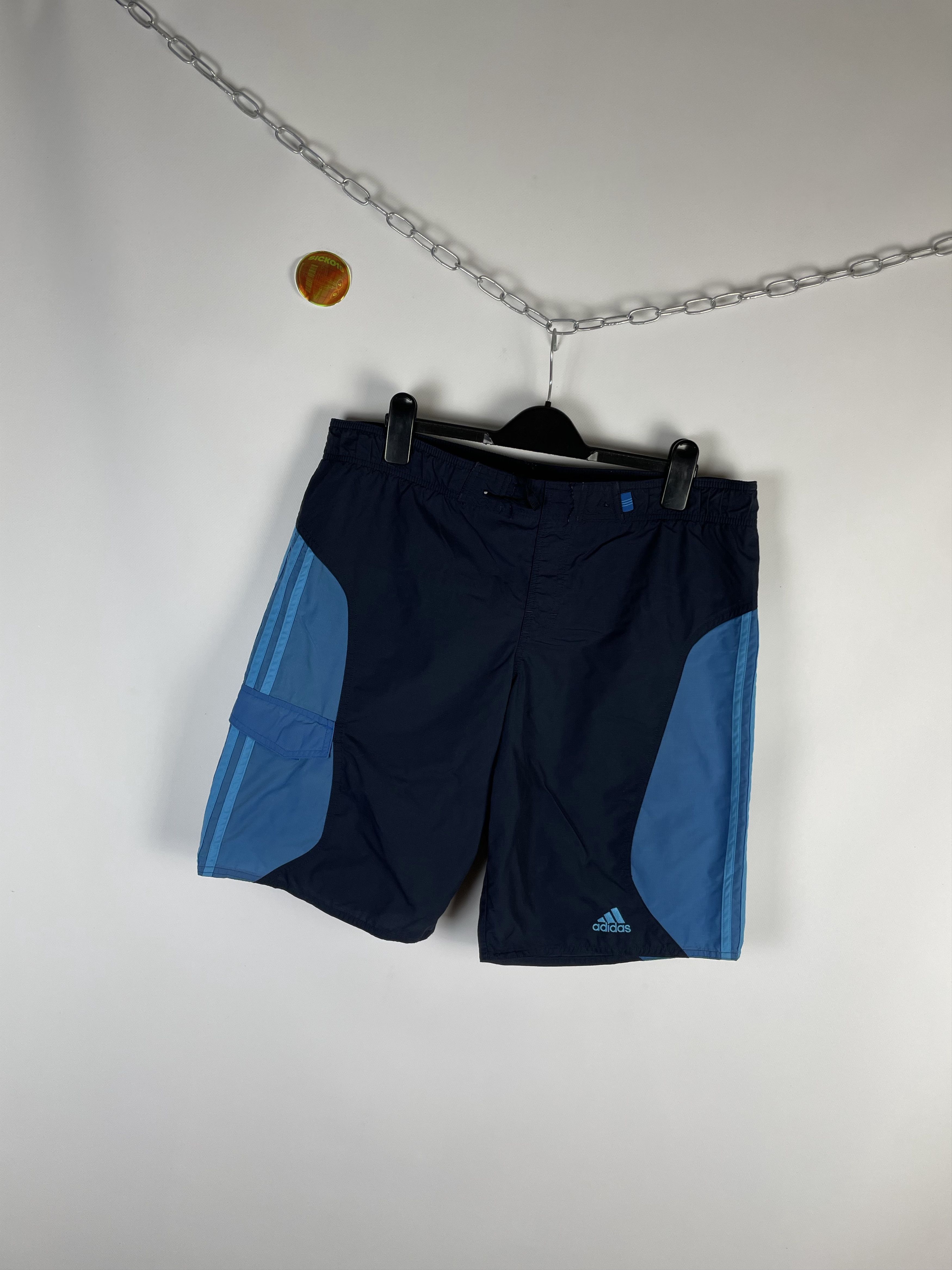 Adidas Vintage Adidas Shorts Y2k Size US 32 / EU 48 - 2 Thumbnail