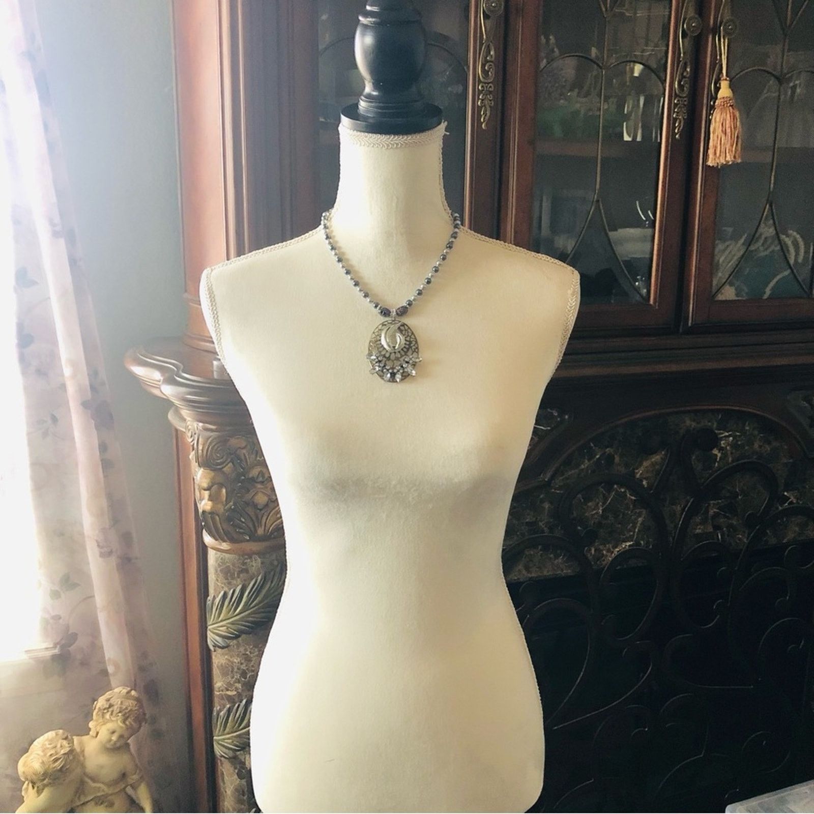 Handmade Handcrafted repurpose filigree stone pendant Pearl necklace Size ONE SIZE - 6 Thumbnail