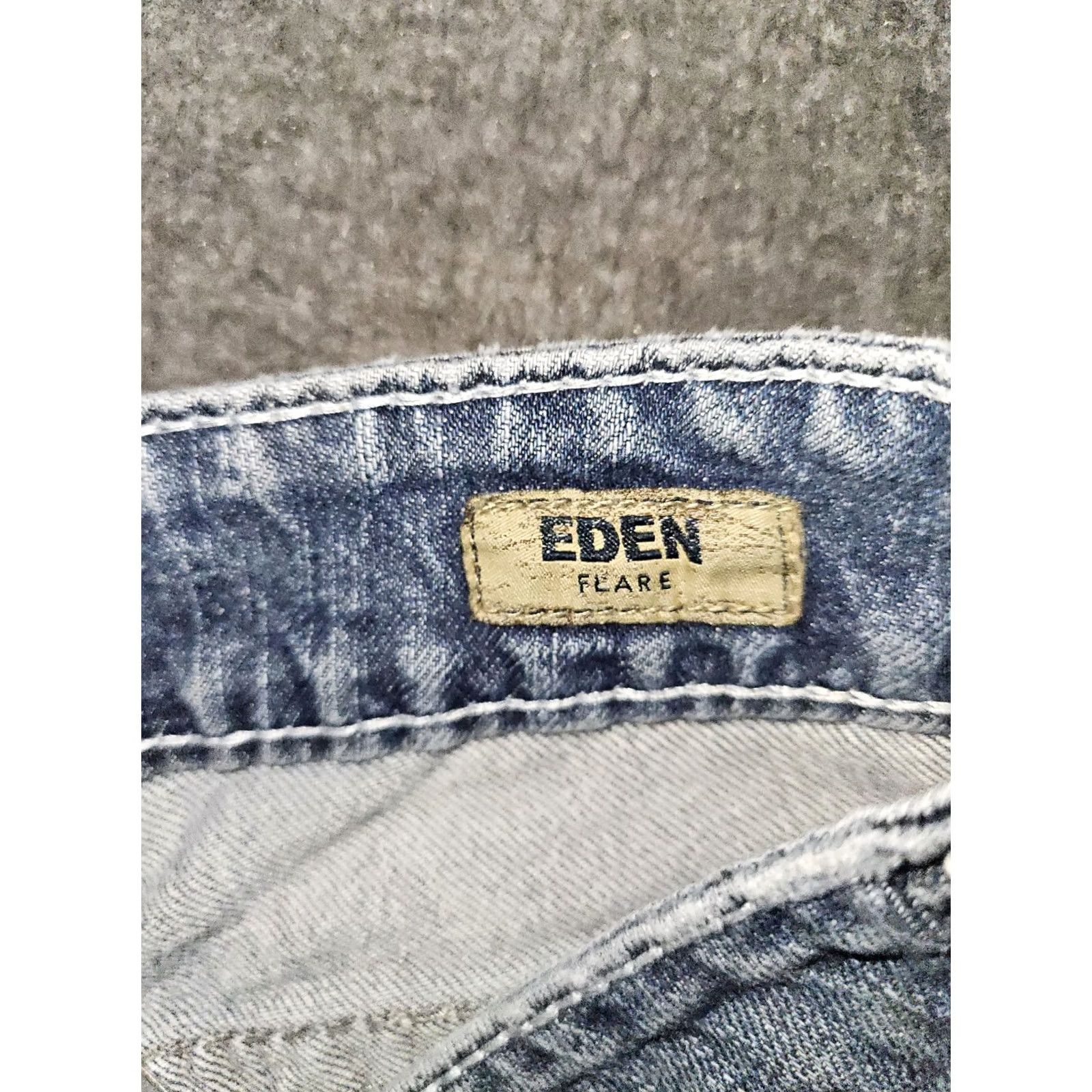 Silver Jeans Co. VINTAGE Silver Eden Flare Jeans Women's 28 Regular Blue Embroidered 90s Preppy Denim Flared Mens Girls Size 28" / US 6 / IT 42 - 3 Thumbnail
