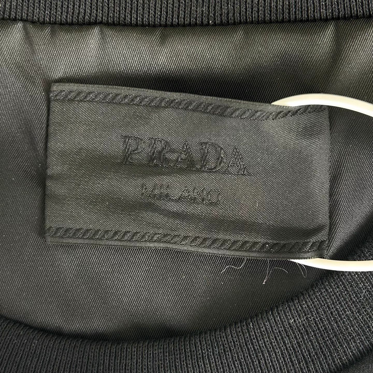 Prada Prada Black Pocket Chest Metal Logo Short Sleeve T-shirt L Size US L / EU 52-54 / 3 - 3 Thumbnail
