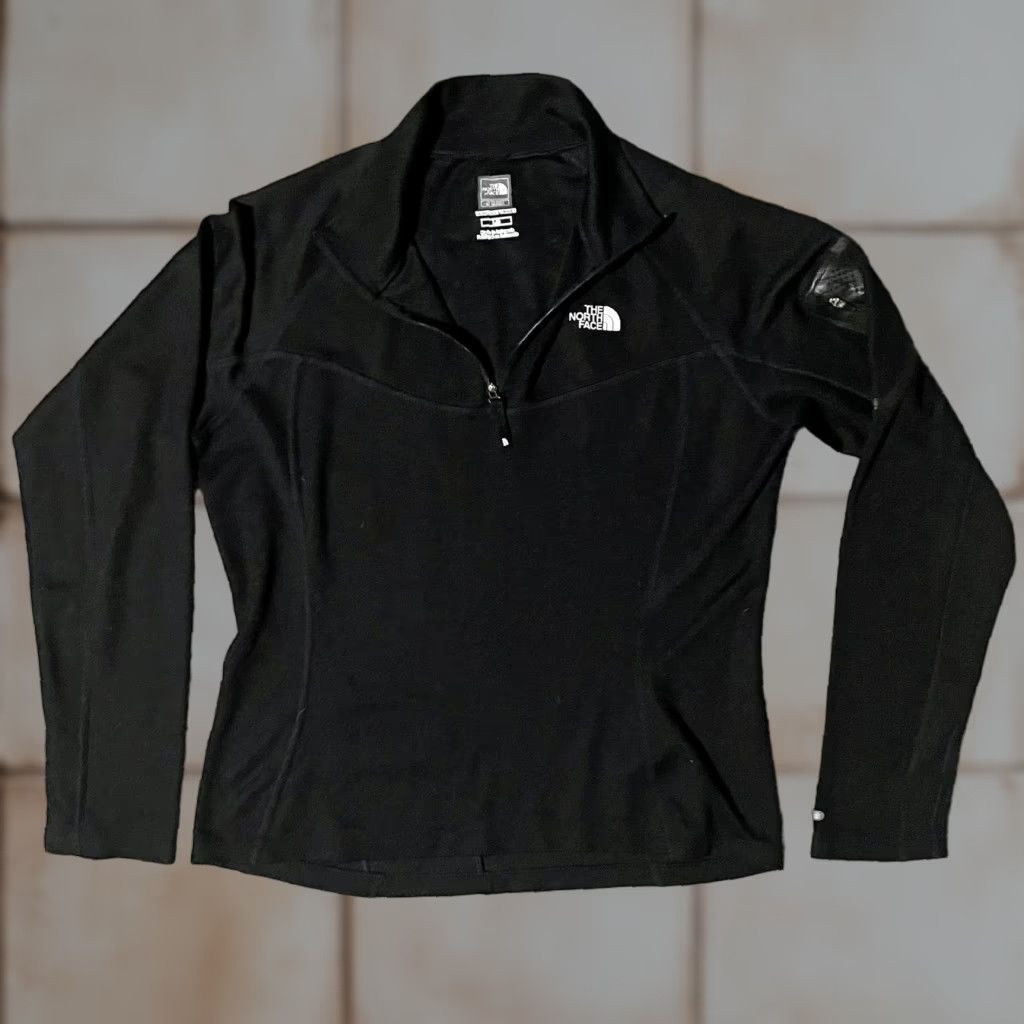 The North Face The North Face Flight Series Vapor Wick 1/4 Zip Pullover Black L Womens - Hole in Left Arm Pocket, Base Layer, Activewear Size L / US 10 / IT 46 - 1 Thumbnail