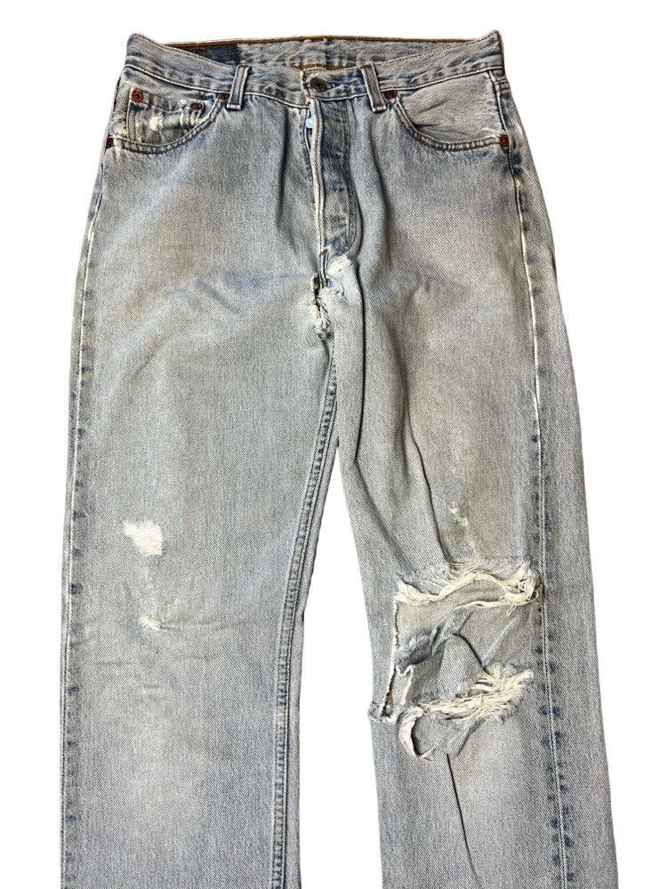 Levi's Vintage Clothing Vintage 501 Levi's Straight Leg Blue Button Fly Denim Jeans Size US 30 / EU 46 - 1 Thumbnail
