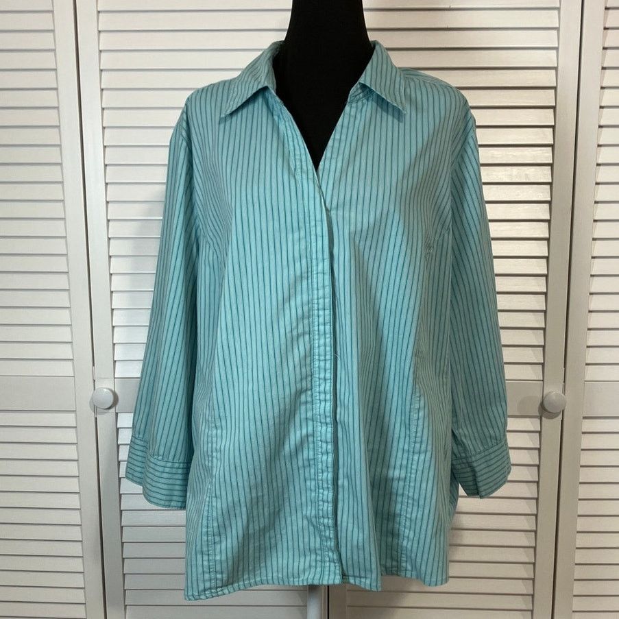 Basic Editions Basic Editions Retro Blue Striped Collared Relaxed Blouse 3X Size 3XL / US 20-22 - 1 Thumbnail