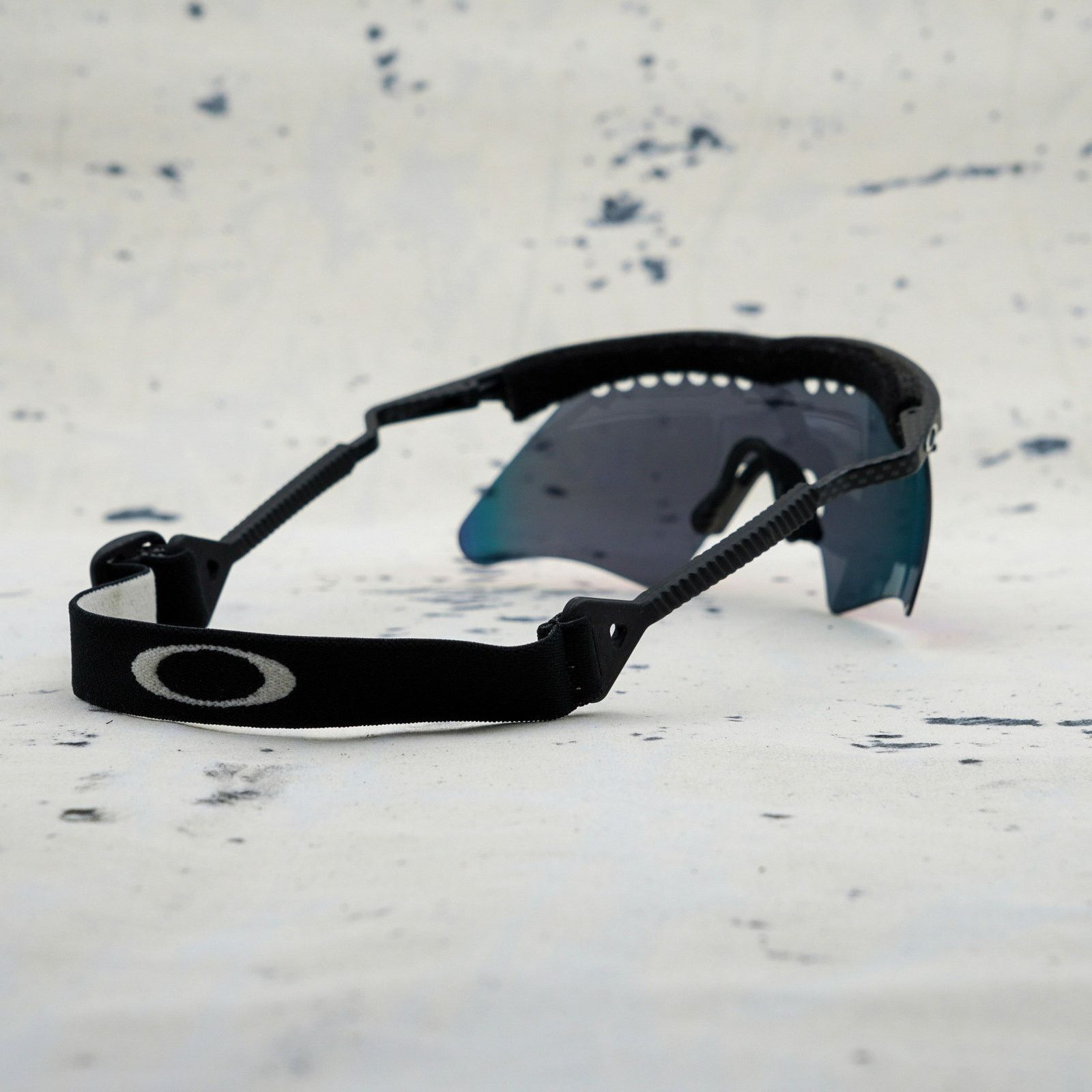 Oakley Vintage oakley iridium lens carbon shield logo sunglasses Size ONE SIZE - 7 Thumbnail