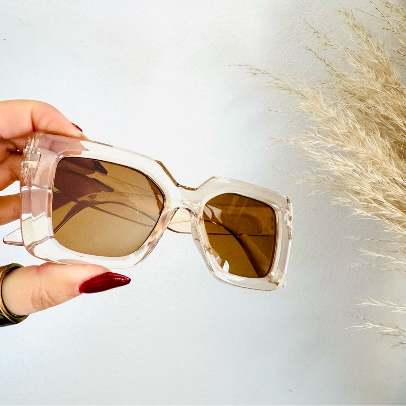 Nordstrom NEW NORDSTROM Clear Brown $78 Oversized Plastic Sunglasses Size ONE SIZE - 9 Thumbnail