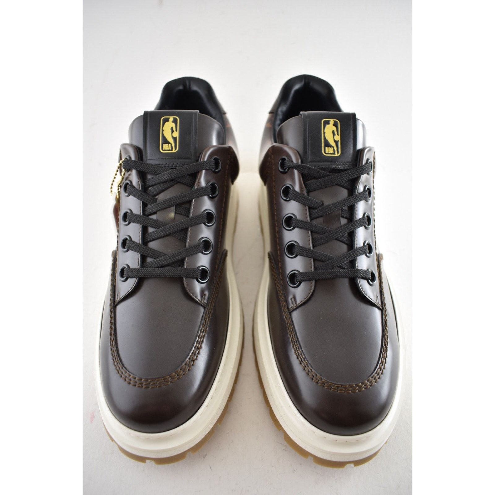 Louis Vuitton Louis Vuitton LV x NBA Abbesses Derby Ebony Brown Size US 10 / EU 43 - 7 Thumbnail