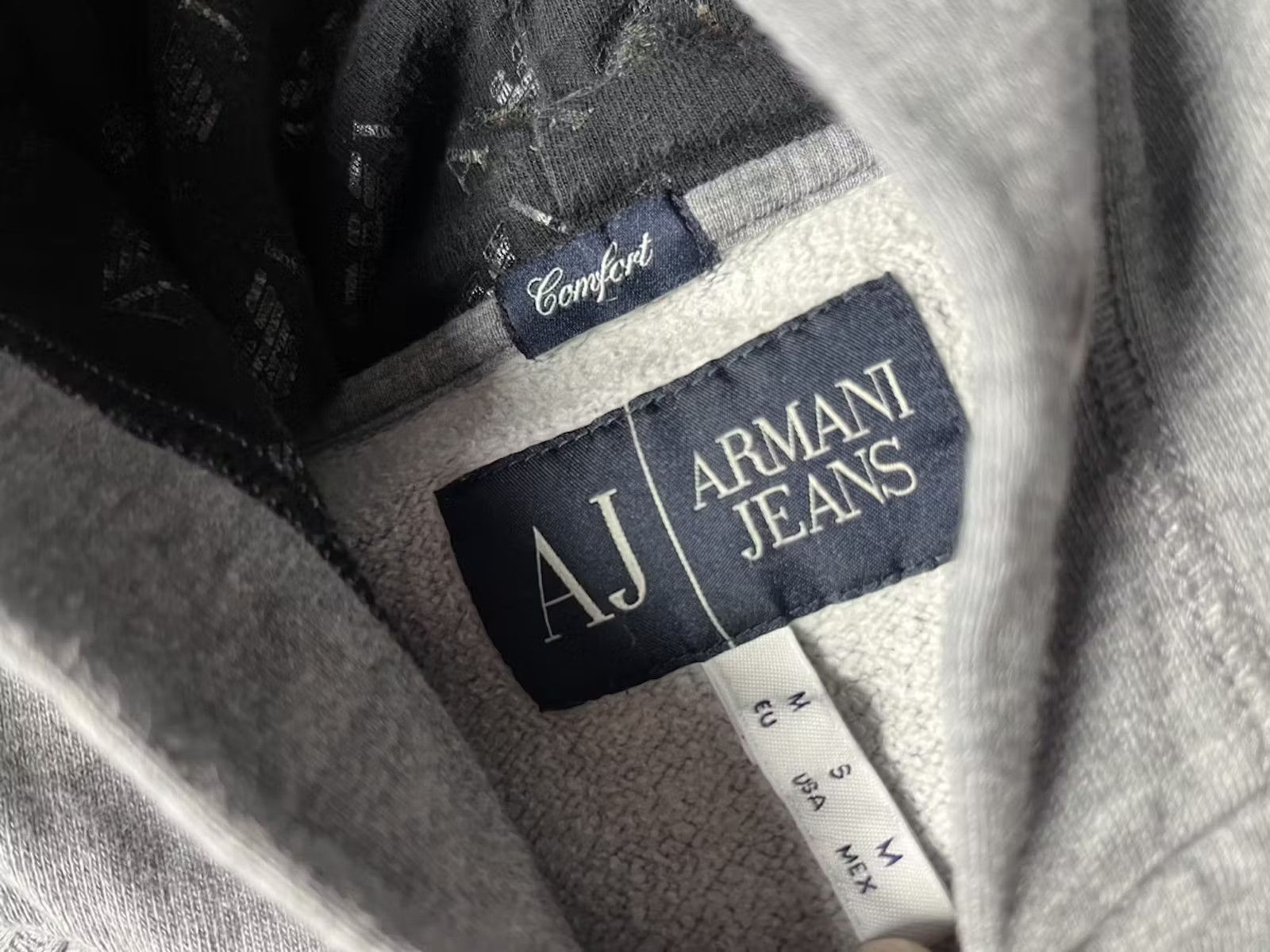 Armani Exchange Armani jeans zip hoodie size Small Size US S / EU 44-46 / 1 - 4 Thumbnail