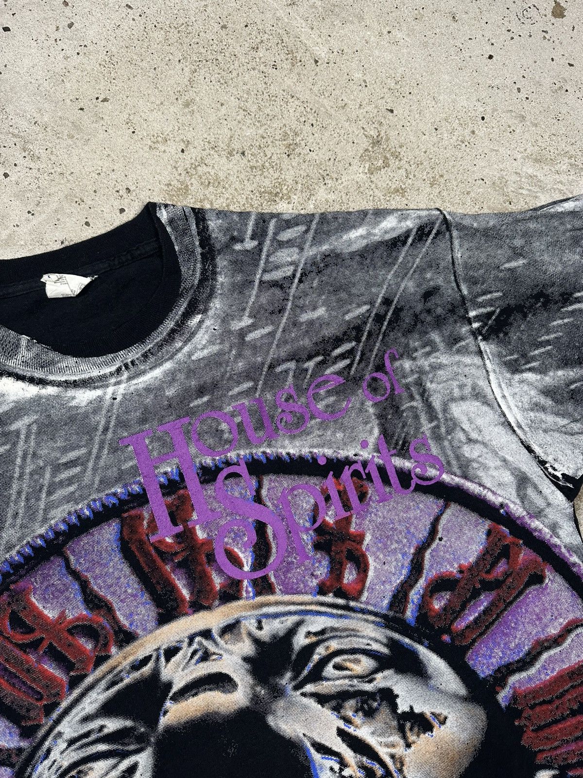 Band Tees Vintage 1994 House of Spirits All Over Print Tee T Shirt Size US XL / EU 56 / 4 - 7 Thumbnail