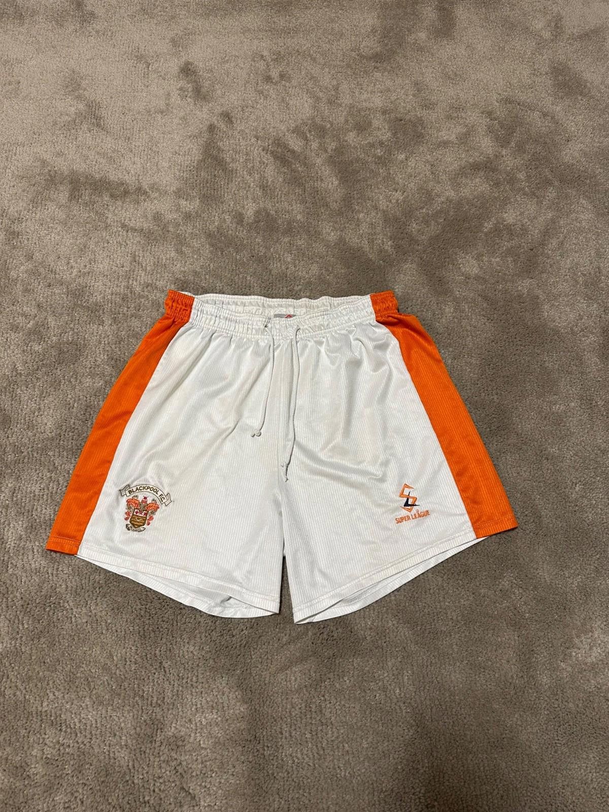 Other Vintage 2000-01 Blackpool F.C. Home Football Shorts Soccer M Size US 32 / EU 48 - 1 Thumbnail