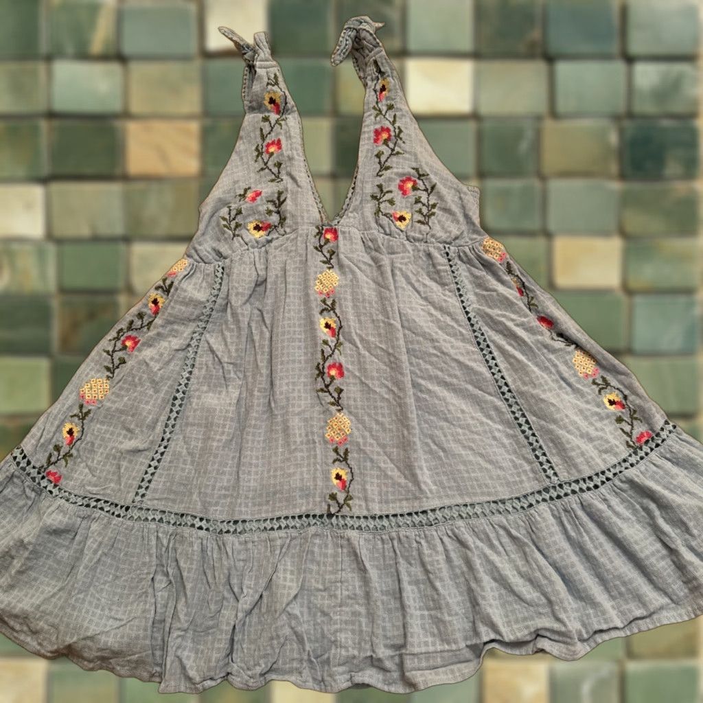 Urban Outfitters NWT Anthropologie Urban Outfitters Medium Naomi Star Dress  | Grailed