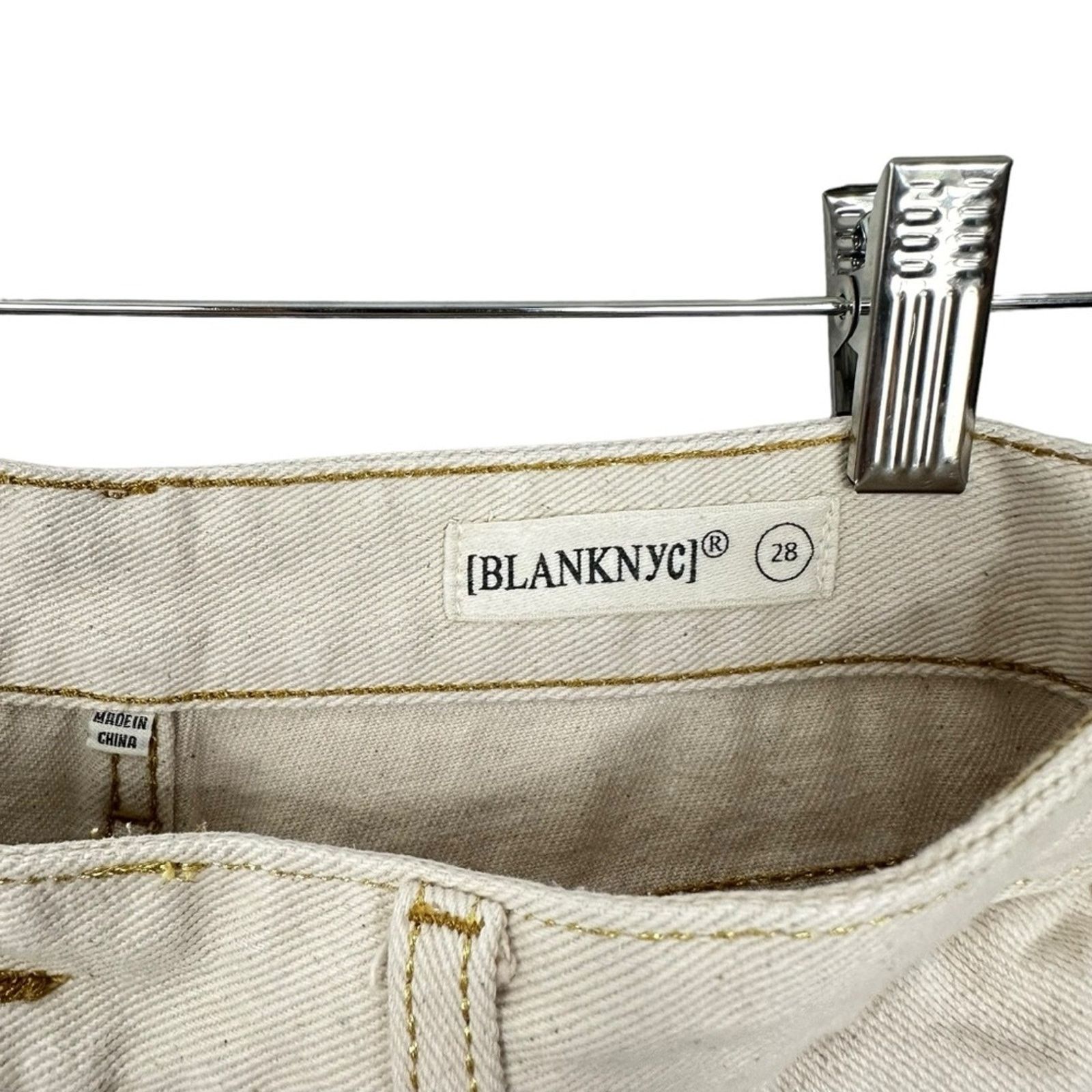 BLANKNYC Blank NYC Ivory Denim High Rise Crop Straight Jeans Sz 28 Size 28" / US 6 / IT 42 - 3 Thumbnail