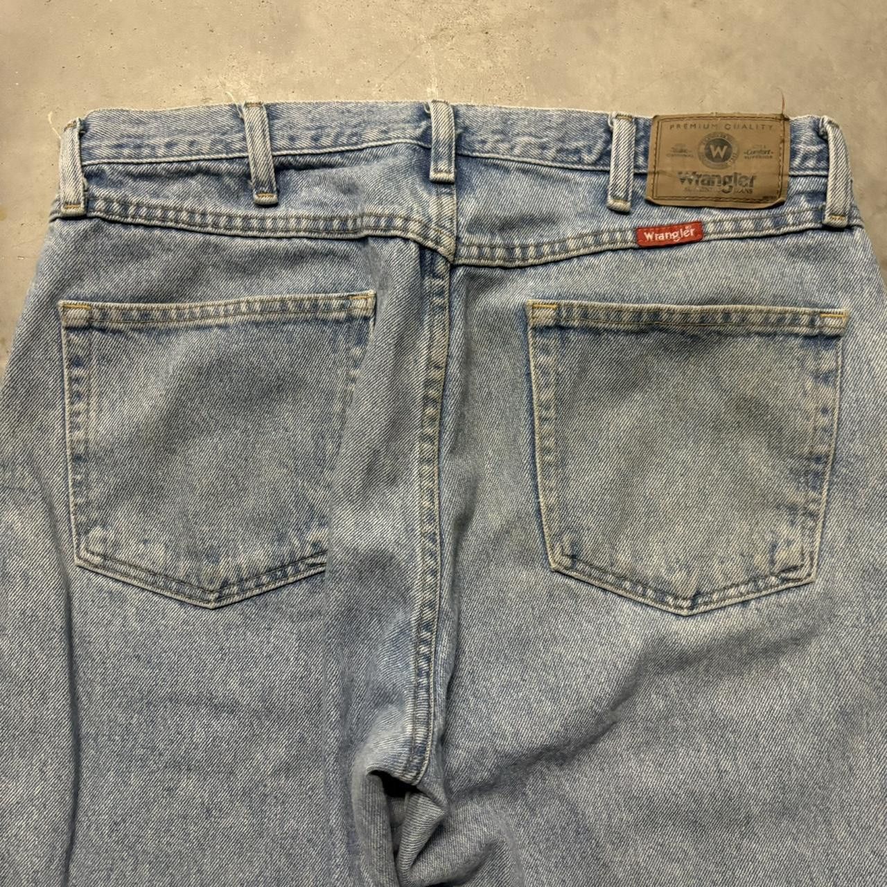 Japanese Brand × Vintage Crazy Vintage Y2K/2000s Light Wash Essential Denim Jeans! Size US 34 / EU 50 - 7 Thumbnail