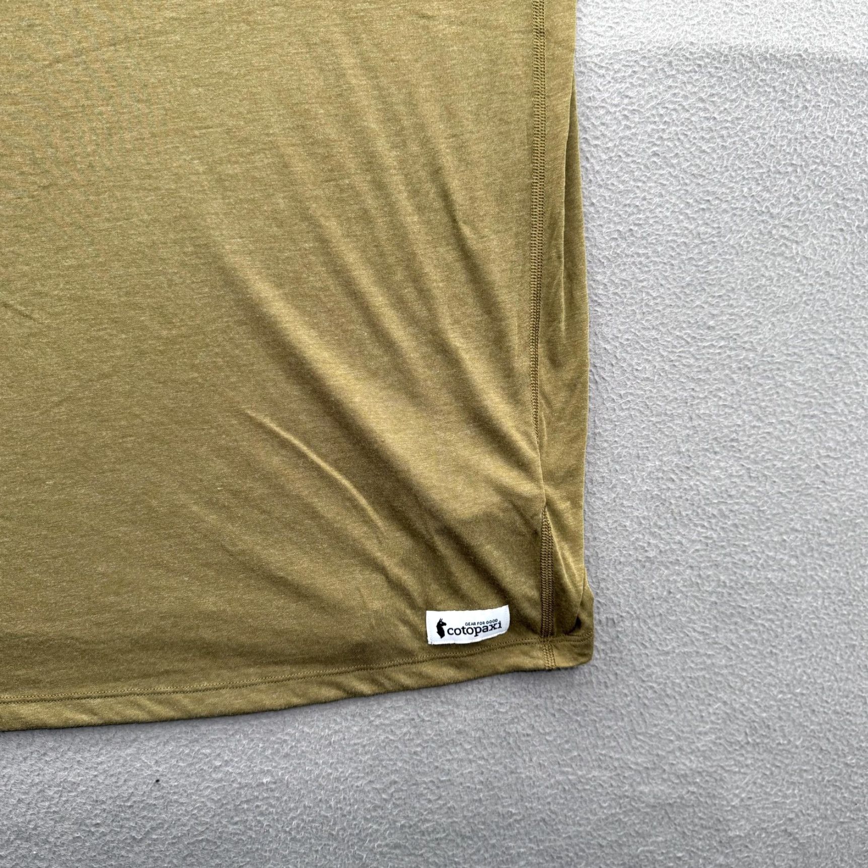 Cotopaxi Cotopaxi Shirt Mens 2XL Green Pocket Tee Recycled Polyester Tencel Tagless Crew Neck Short Sleeve Jersey Logo Size US XXL / EU 58 / 5 - 7 Thumbnail
