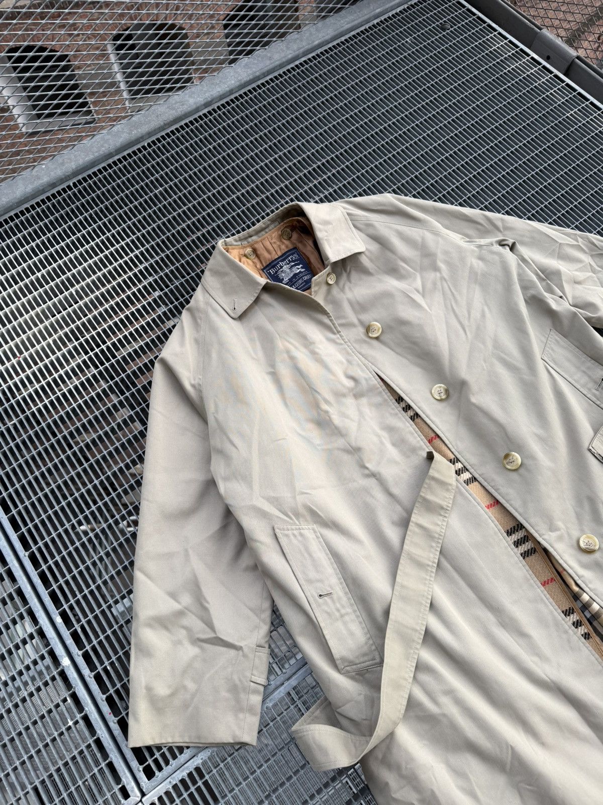 Burberry Burberrys Nova Check Insulated Trench Coat Size US XL / EU 56 / 4 - 6 Thumbnail