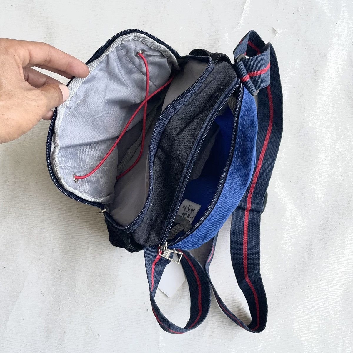 Adidas Y2K ADIDAS MULTICOLOUR CROSSBODY Size ONE SIZE - 9 Thumbnail
