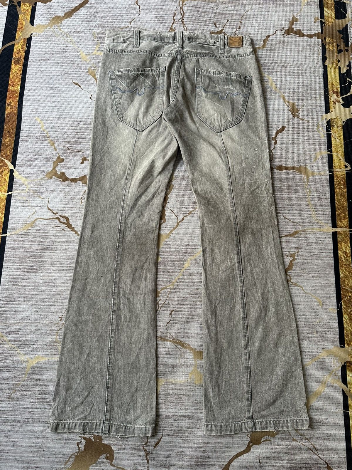 Japanese Brand FLARE London Denim Distressed Denim Size US 34 / EU 50 - 3 Thumbnail