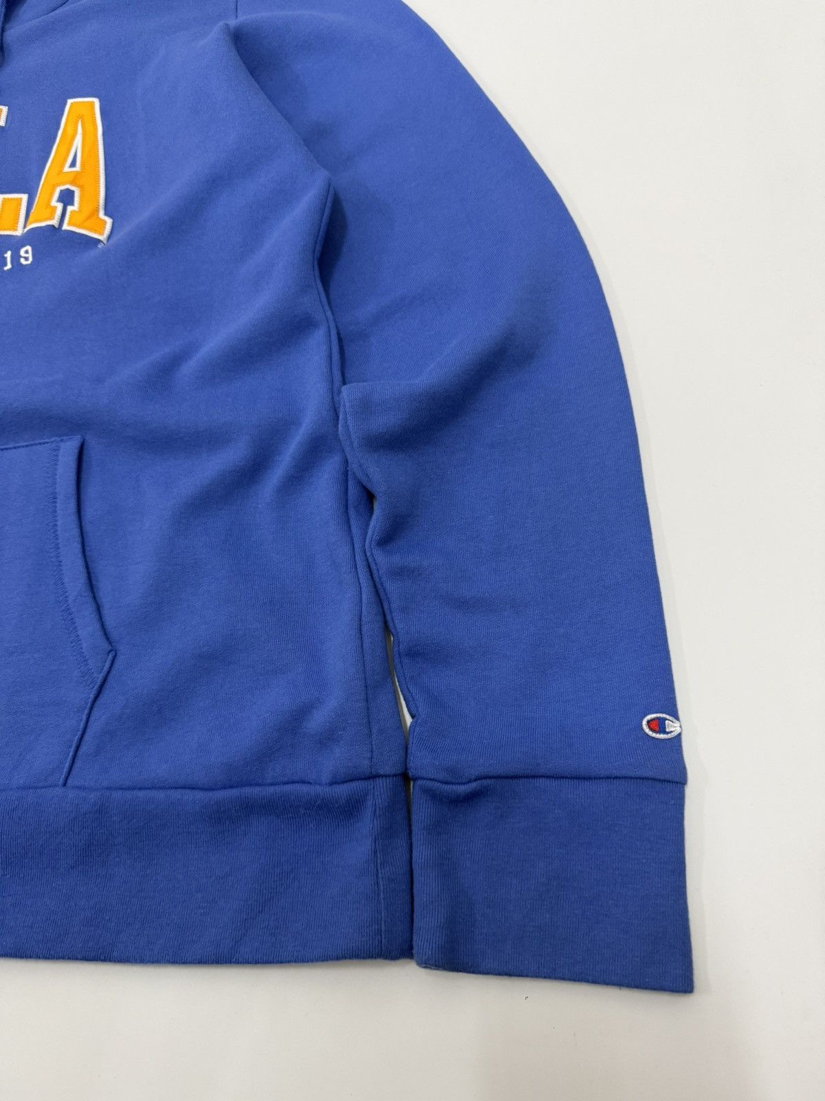 Champion 🔥 Champion California University LA Light Blue Hoodie 2XL Size XL / US 12-14 / IT 48-50 - 2 Thumbnail
