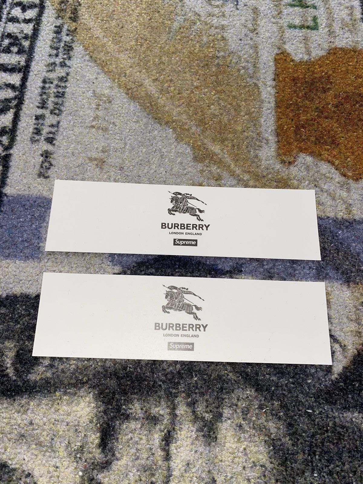 Burberry × Supreme Supreme Burberry Box Logo Sticker (Set of 2) Size ONE SIZE - 2 Thumbnail