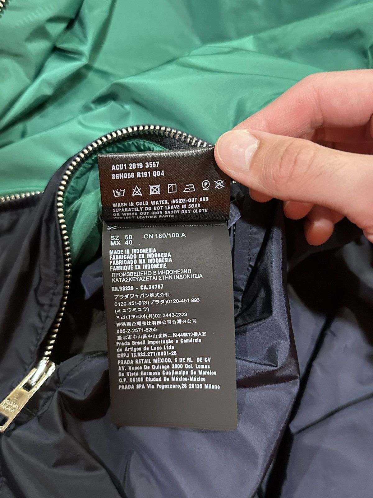 Prada Prada Nylon Triangle Logo Reversible Navy / Green Zip Jacket Size US L / EU 52-54 / 3 - 17 Thumbnail