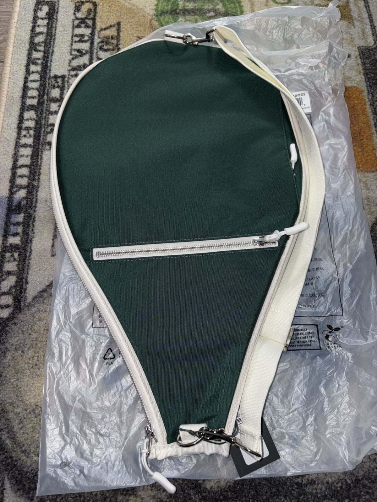Kith × Ronnie Fieg × Wilson Kith Wilson Retro Racket Cover Stadium Size ONE SIZE - 3 Thumbnail