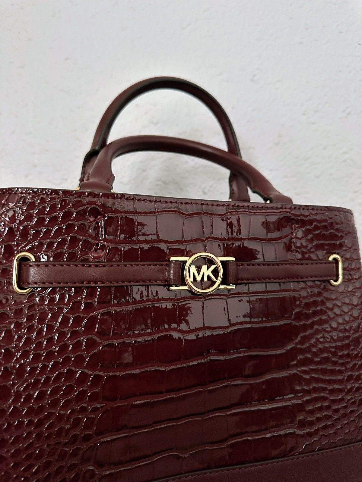 Michael Kors Reed Large Croc-Embossed Leather Belted Satchel Oxblood Size ONE SIZE - 20 Thumbnail
