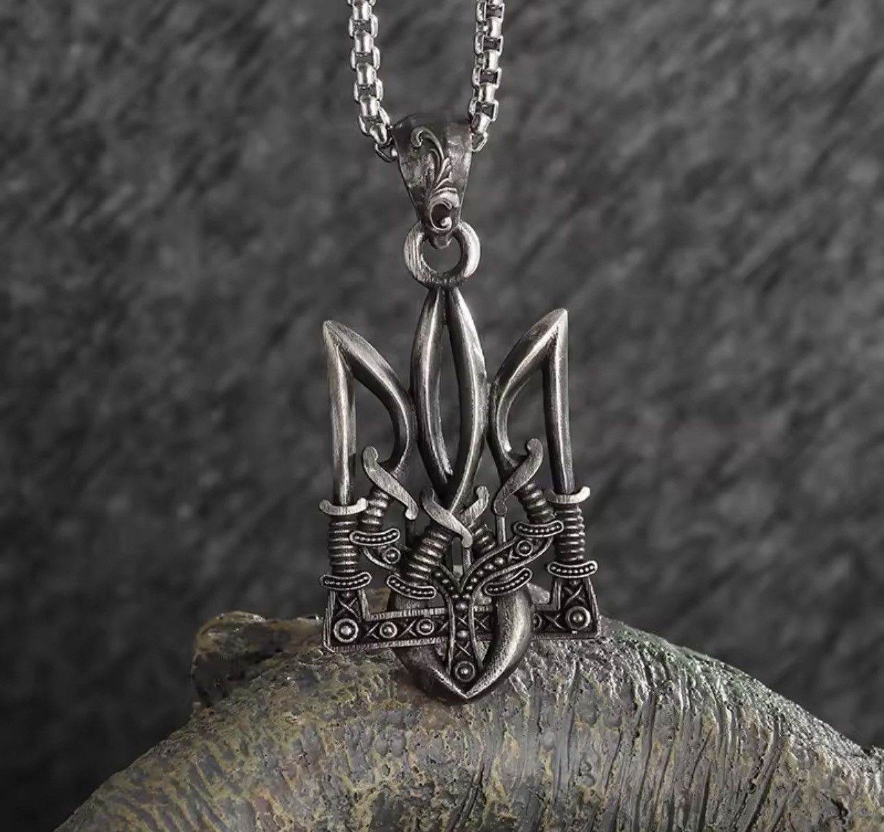 Jewelry Gothic Vintage Style PendAnt Necklace Size ONE SIZE - 2 Thumbnail