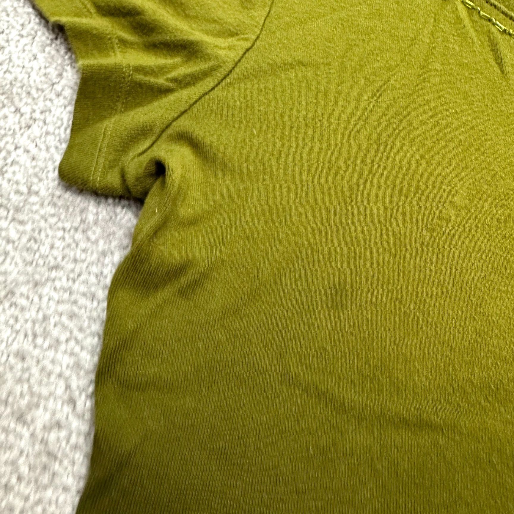 Vintage Hillard & Hanson T-Shirt Women Large Green V-Neck Beaded Cotton Modal Short Sleeve Casual Tee Adult L Green Beaded 90s? Size L / US 10 / IT 46 - 4 Thumbnail