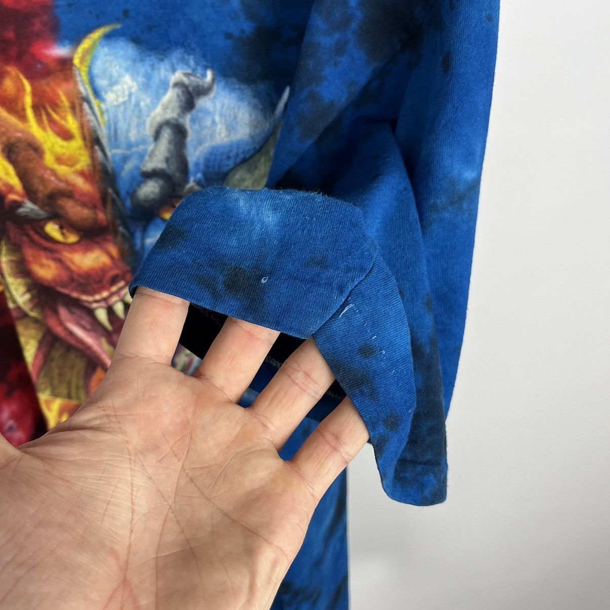 Universal Studios Vintage Universal Studios y2k dragon graphic tee 1999 Size US XL / EU 56 / 4 - 11 Thumbnail